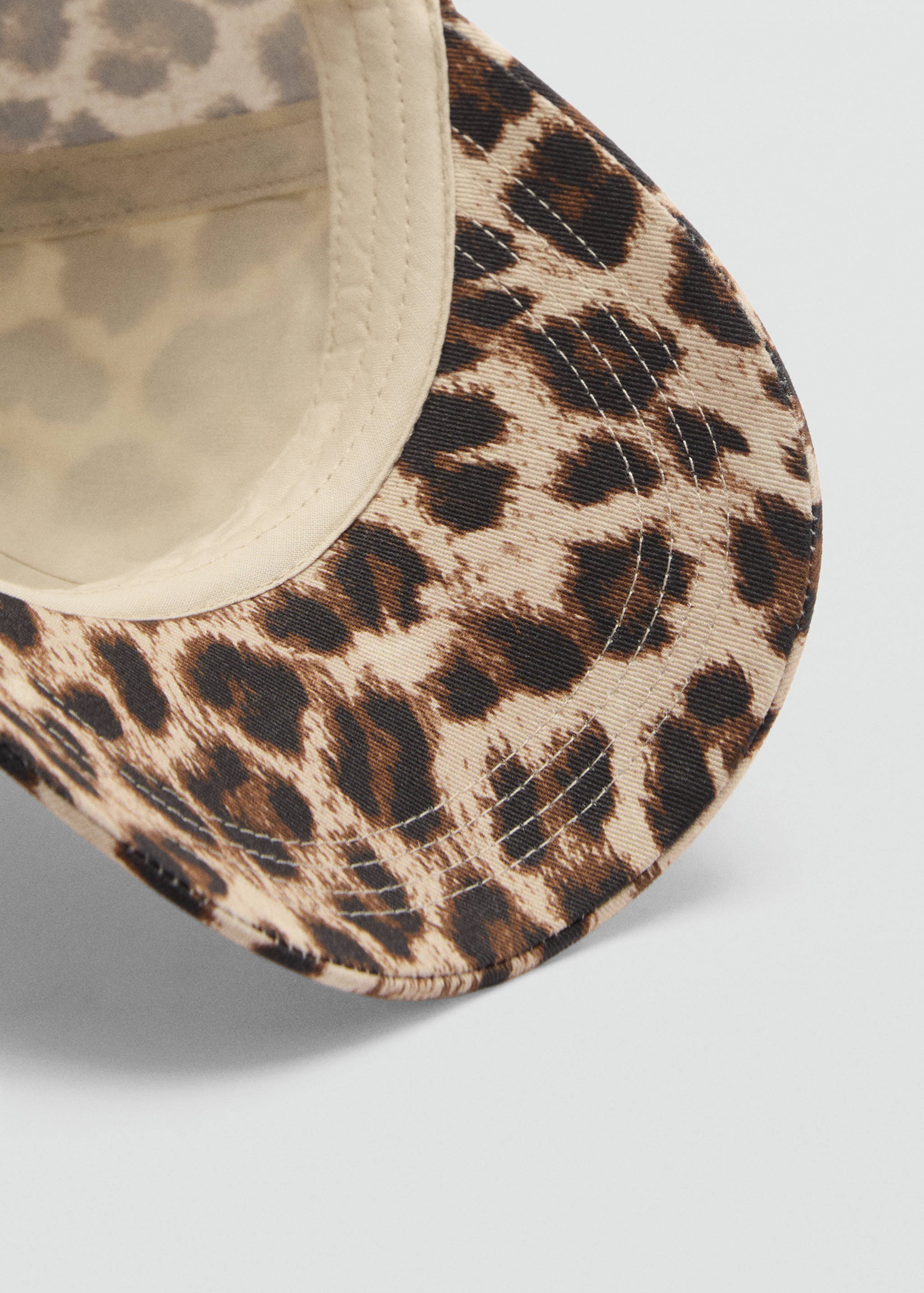 Leopard print cap - Details of the article 2