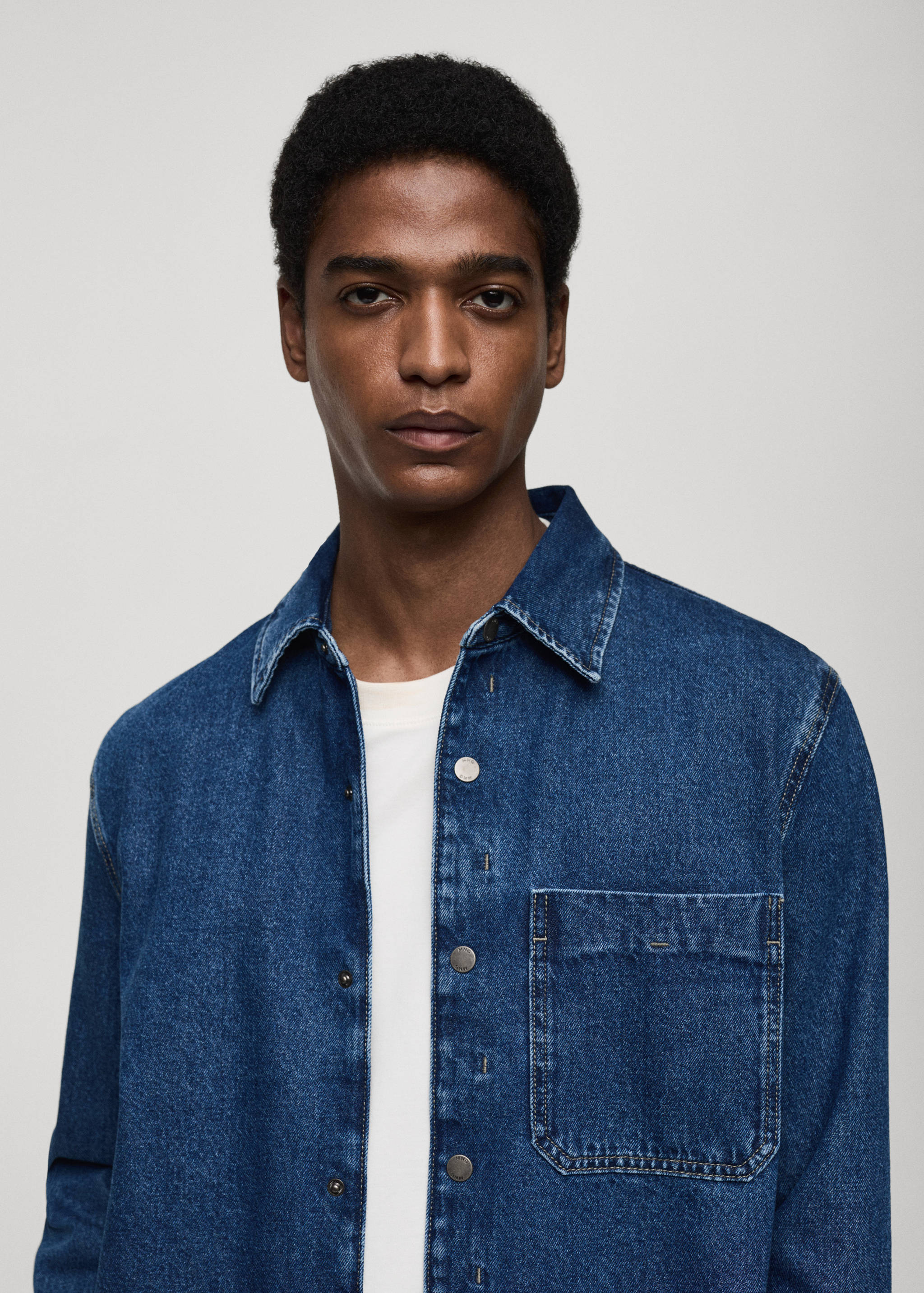 Denim overshirt with pocket - Details of the article 1
