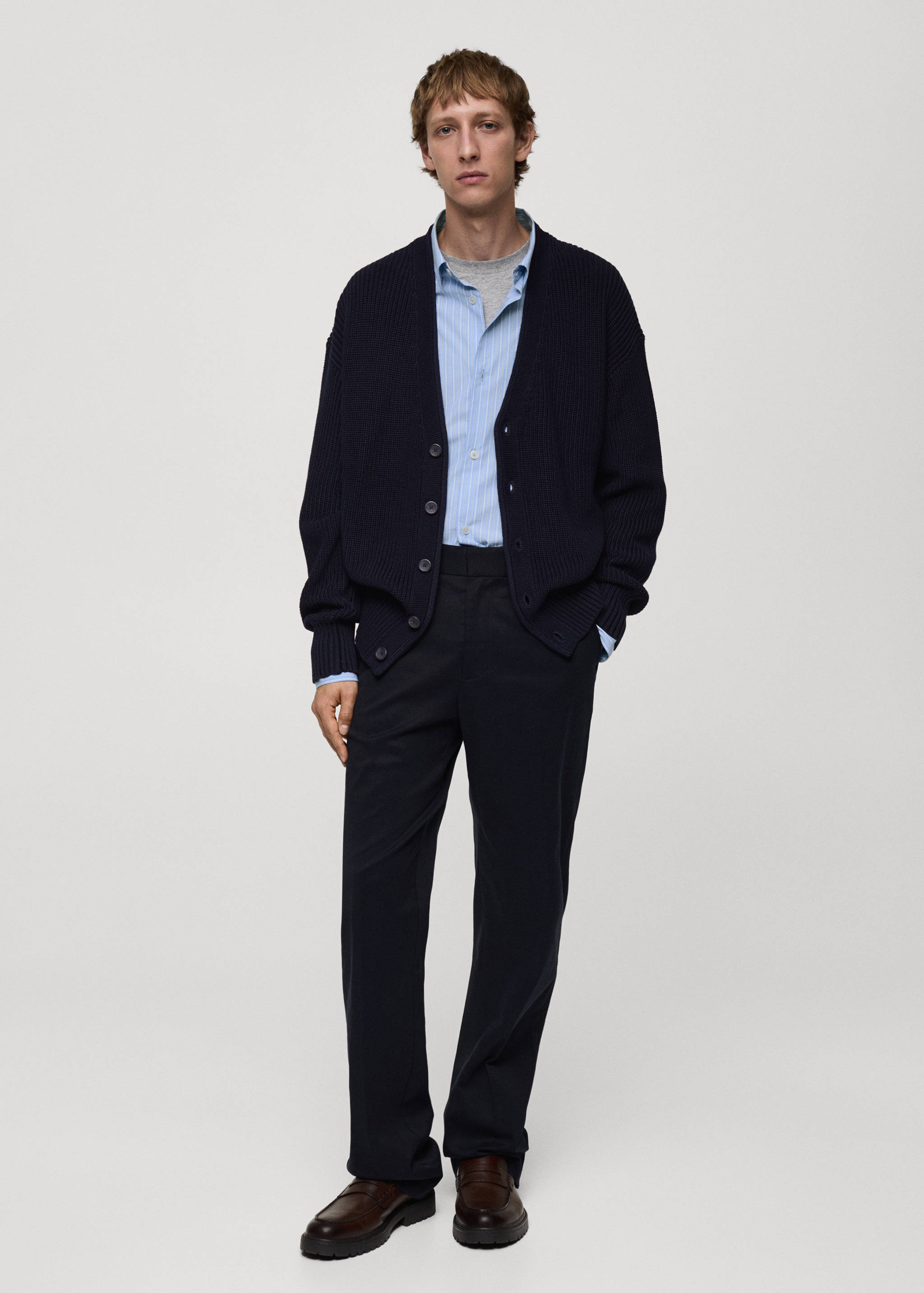 Cardigan maille épaisse côtelée boutons - Plan général