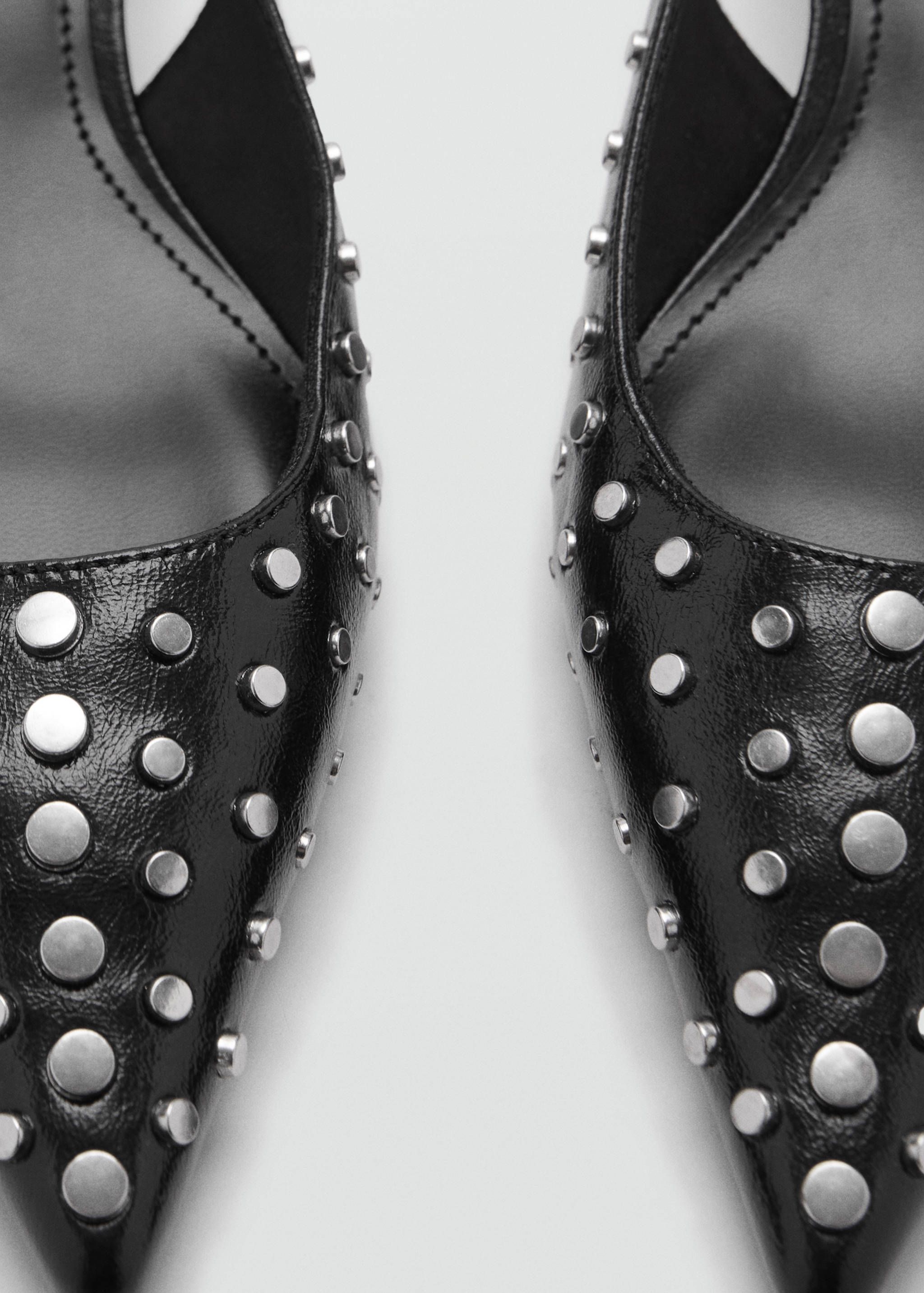 Studded slingback shoes - Details of the article 3