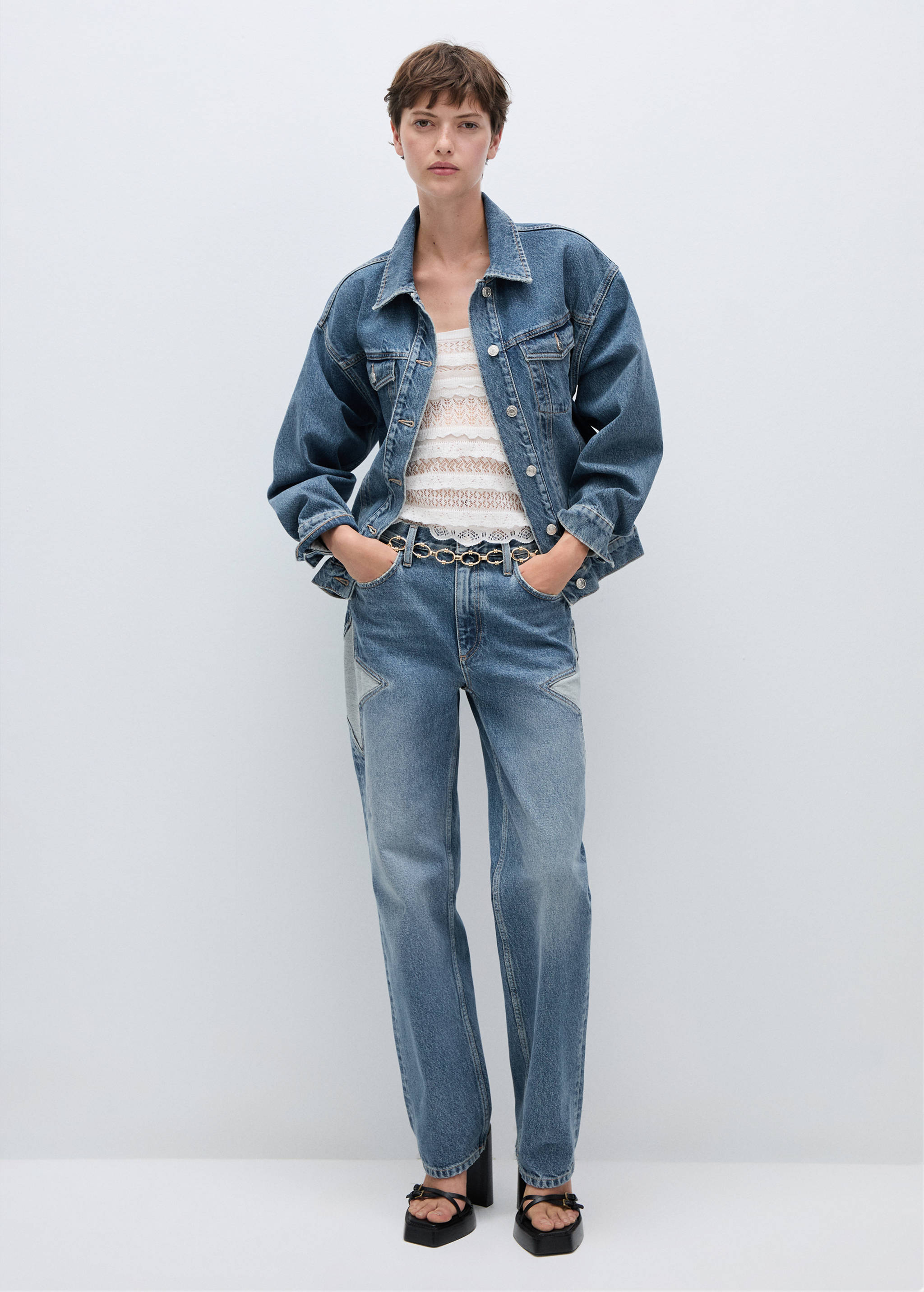 Cazadora vaquera estrella - Plano general