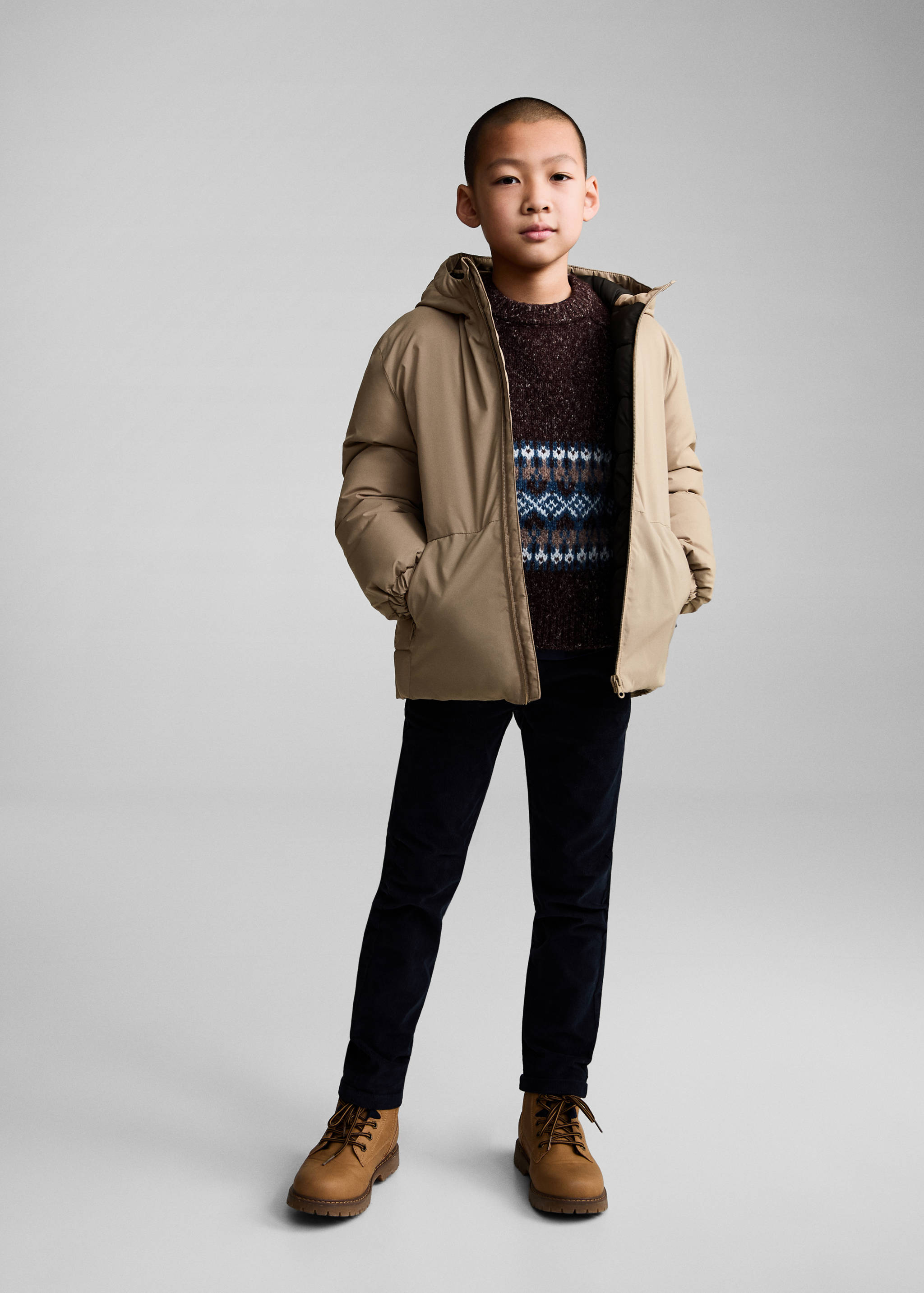 Water-repellent hood puffer coat - General plane