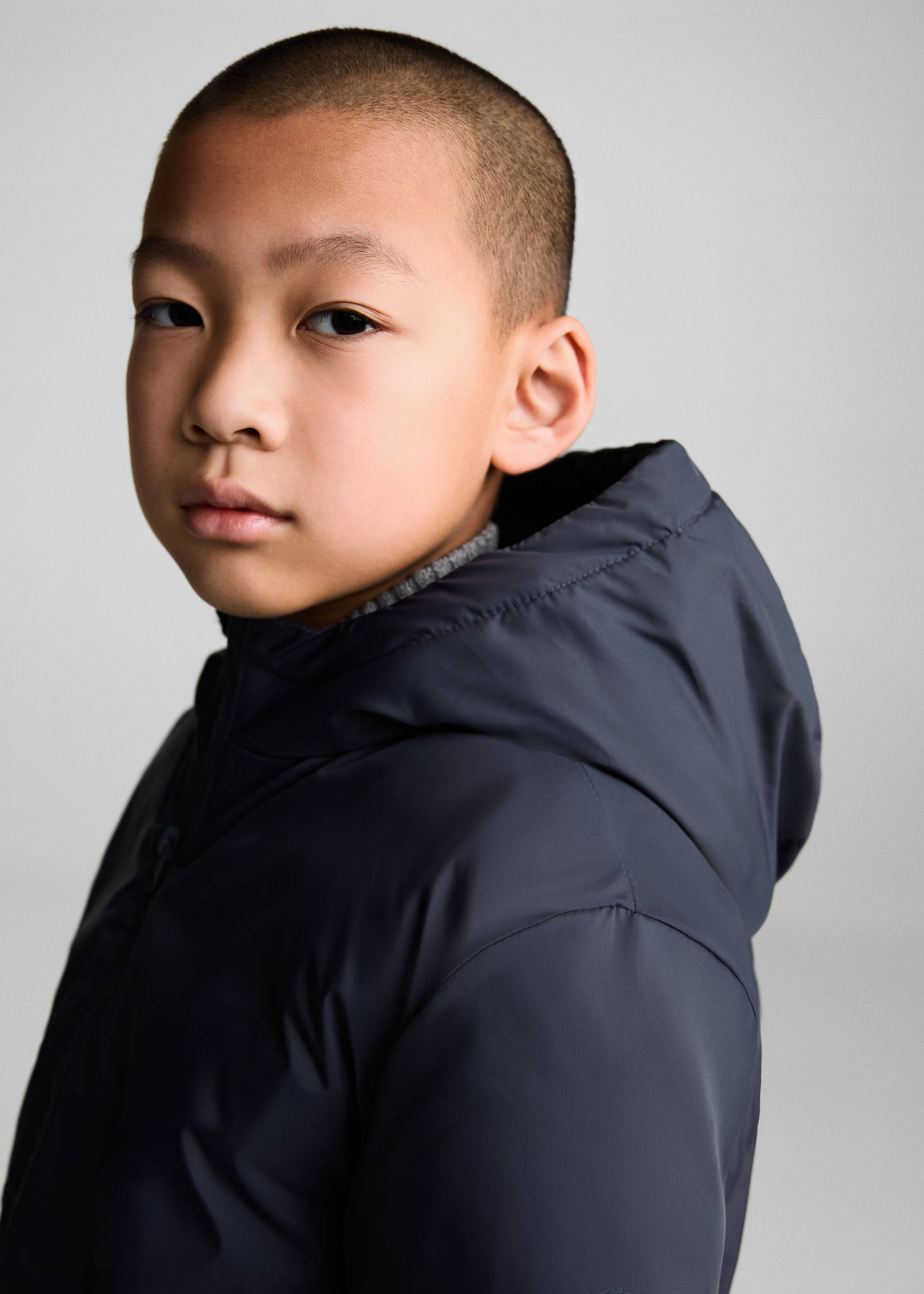 Water-repellent hood puffer coat - Details of the article 1