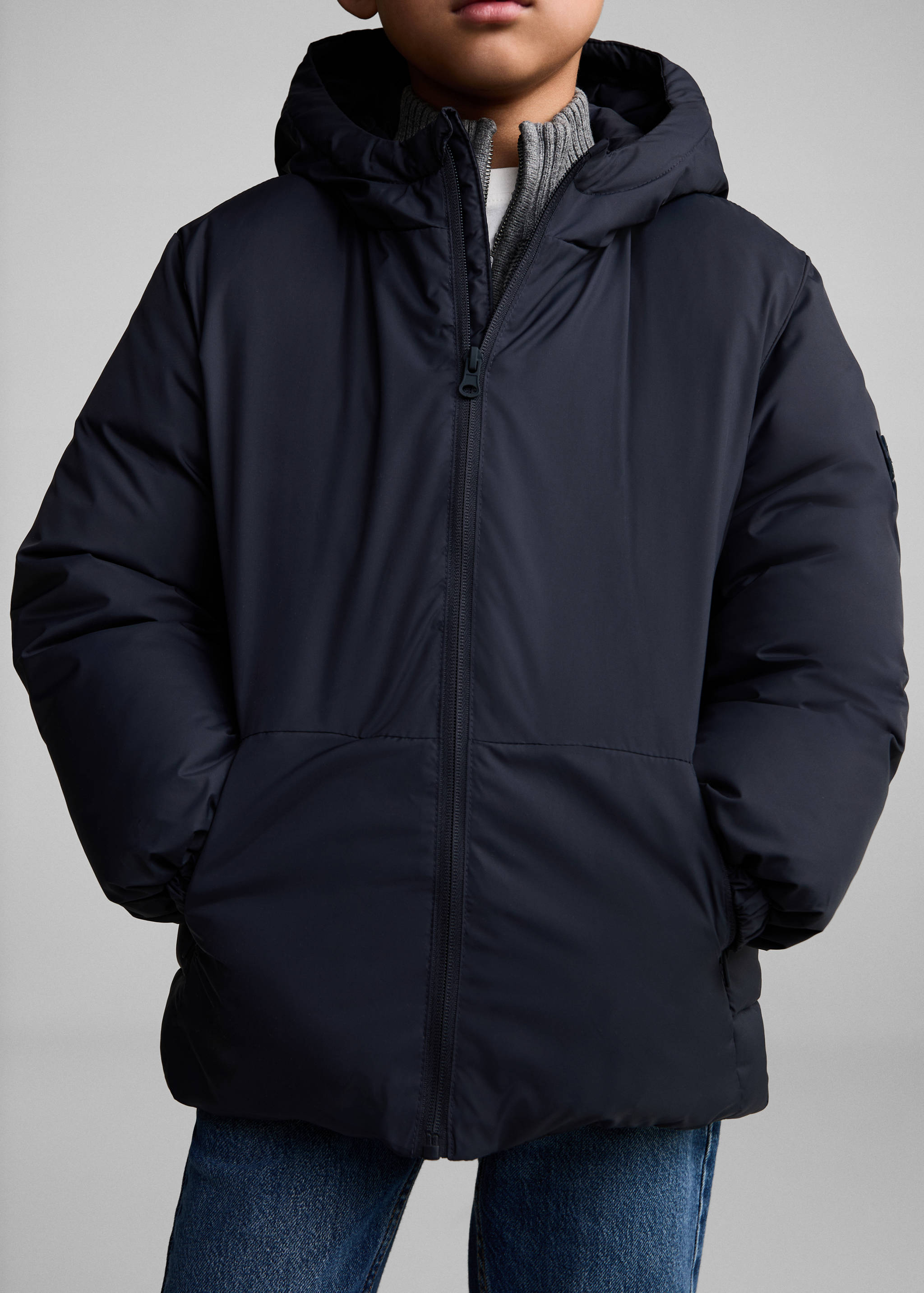 Water-repellent hood puffer coat - Details of the article 6