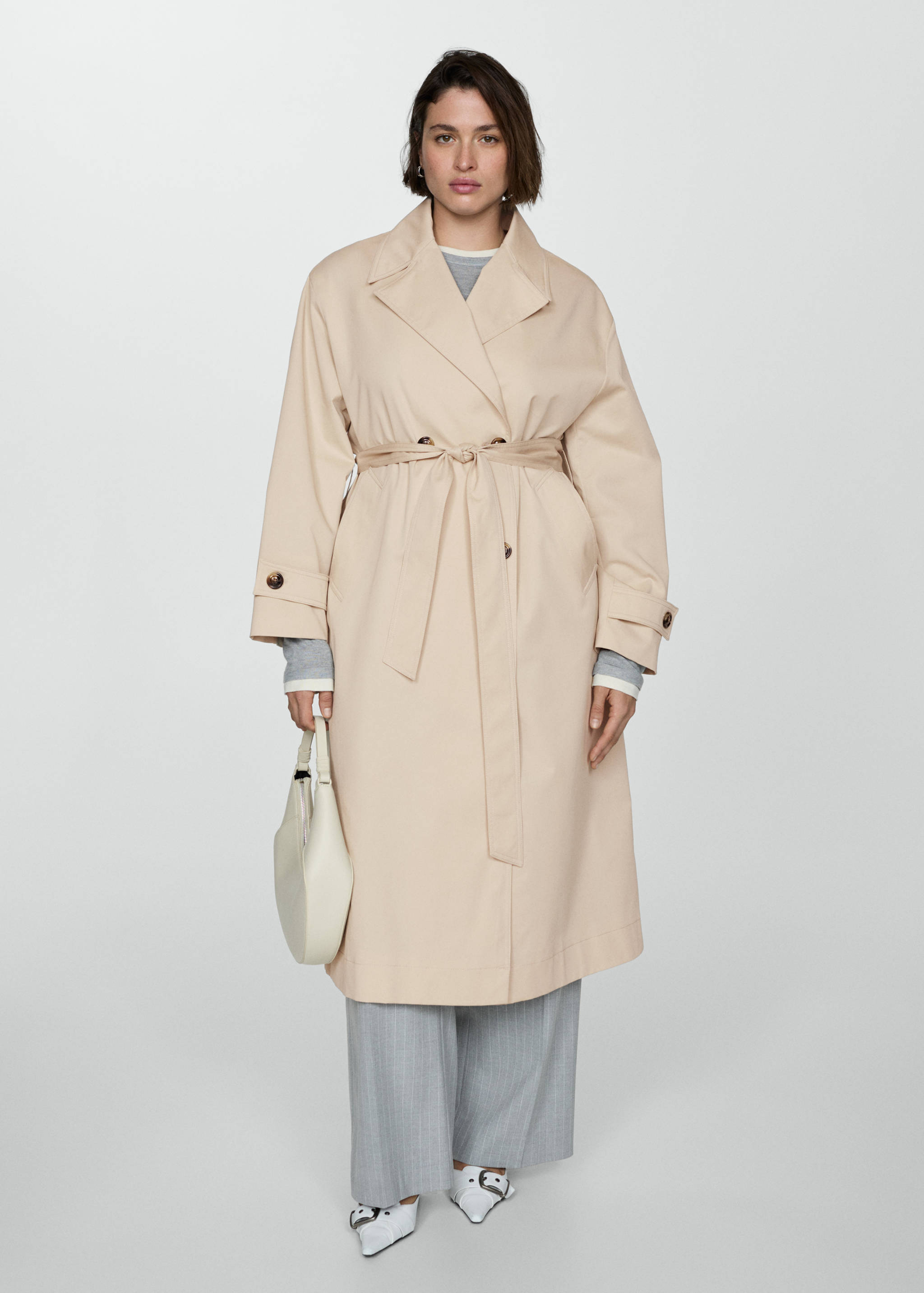 Long double-breasted trench coat - Details of the article 3