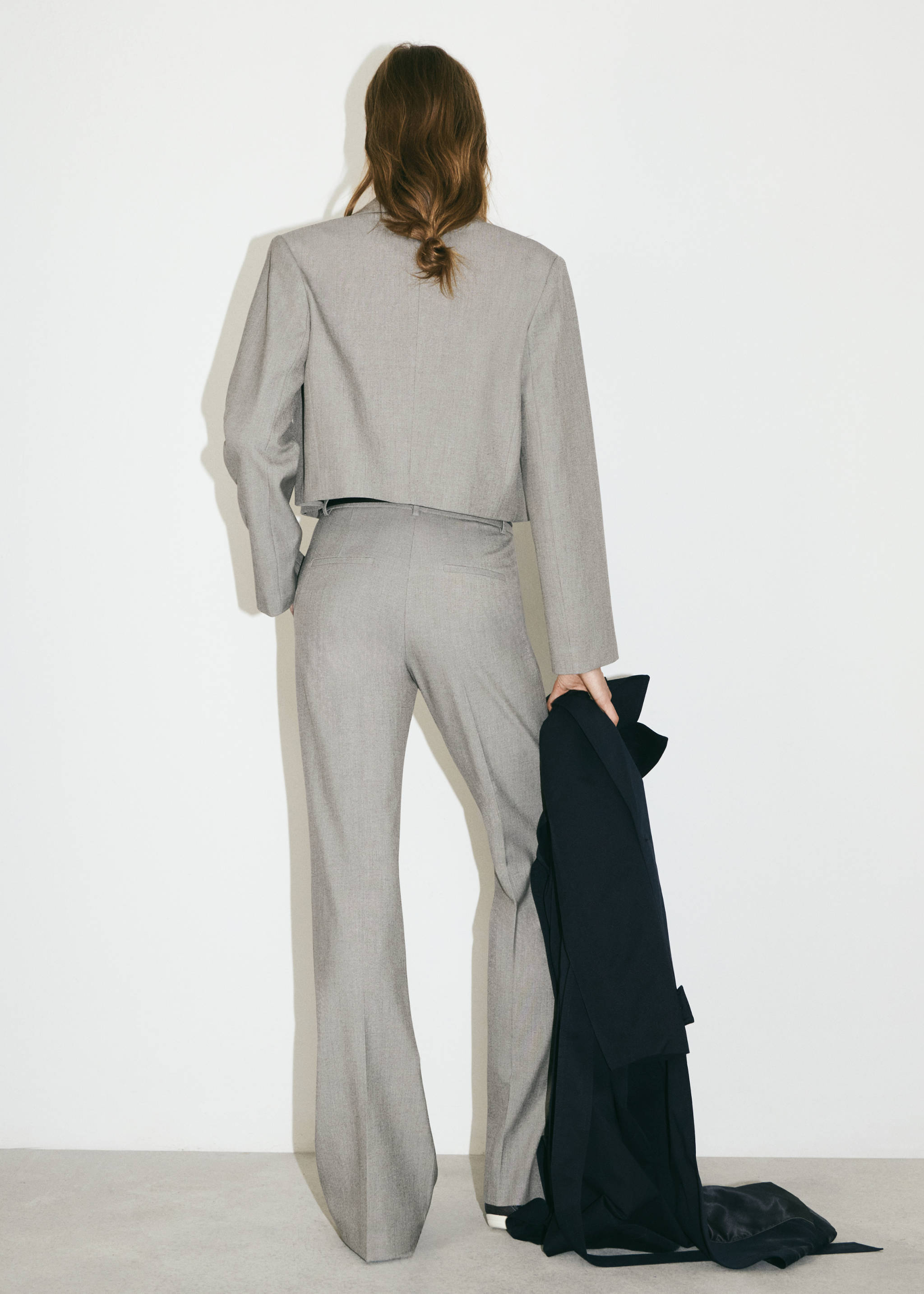 High-waist flared trousers - Details of the article 9