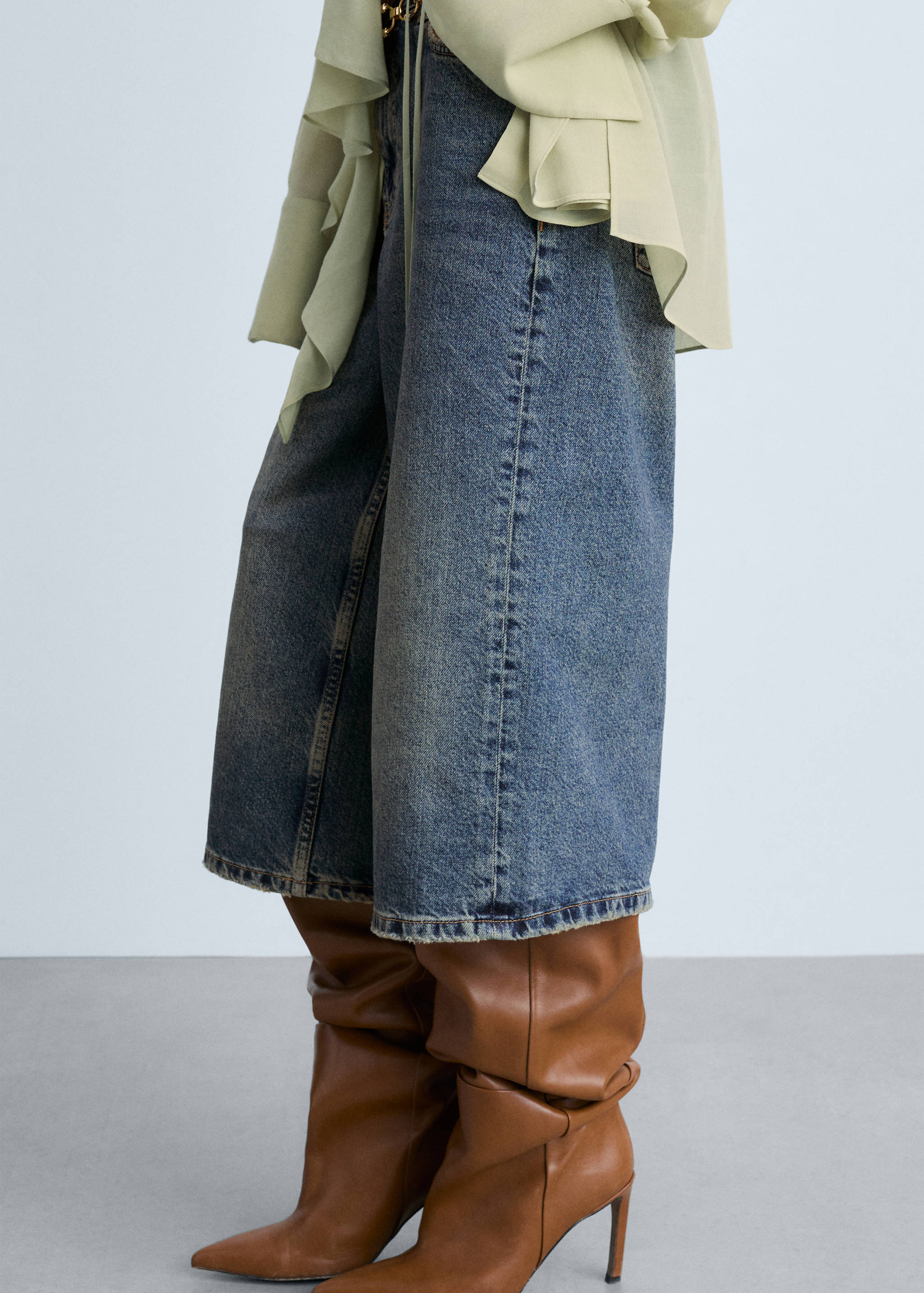 Wide leg denim bermuda shorts - Details of the article 1