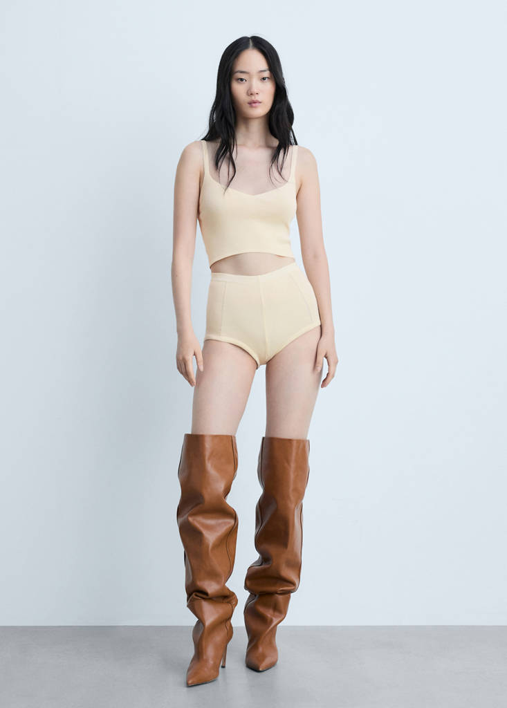 Knitted panties with decorative stitching — Ecru