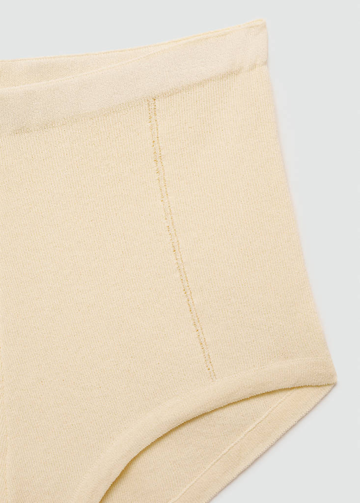 Knitted panties with decorative stitching — Ecru