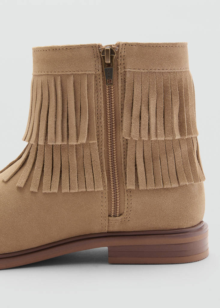Fringed leather boots — Sand