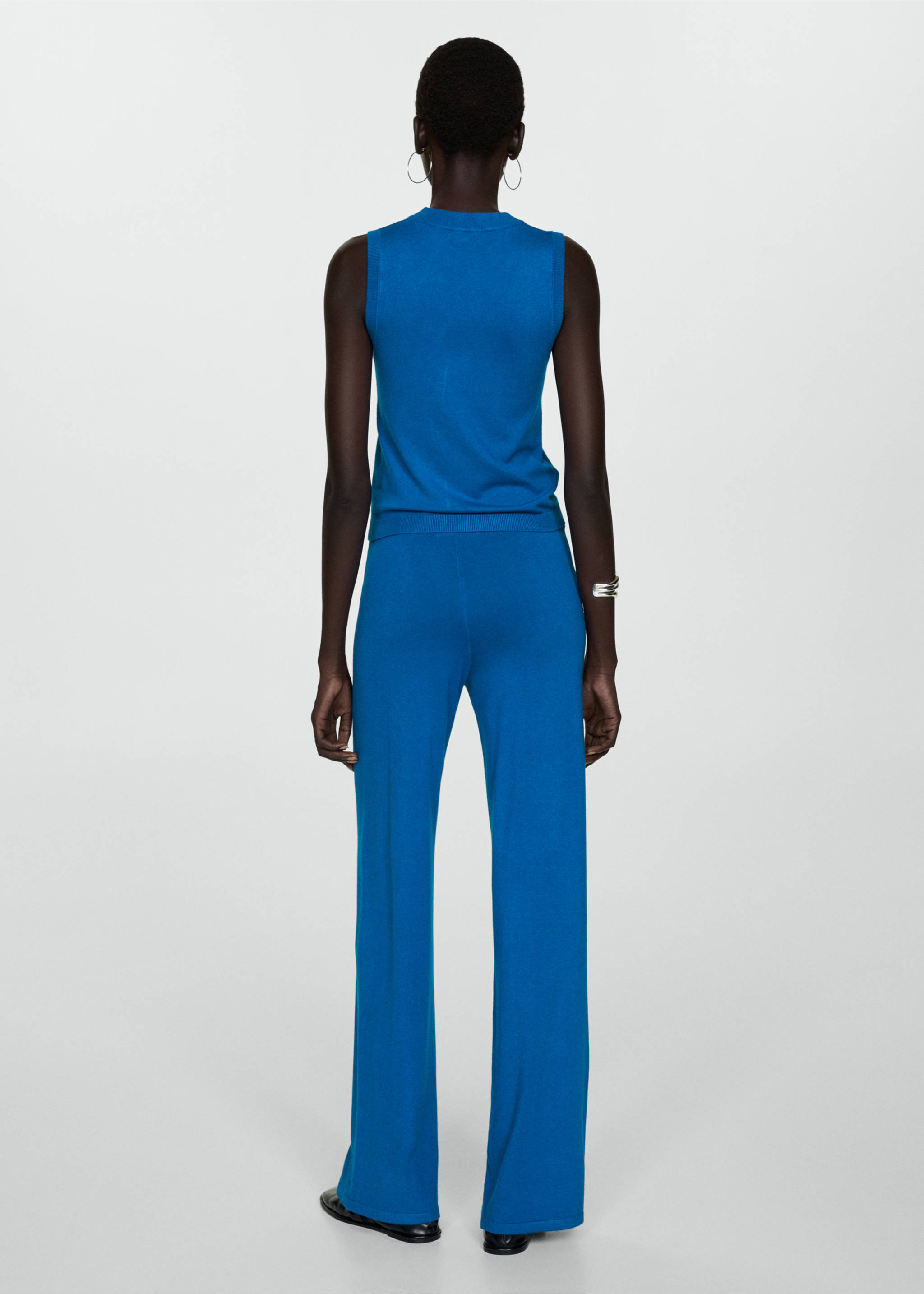 Knitted wide leg trousers - Reverse of the article, Vibrant blue. Ref: 77085148-00.