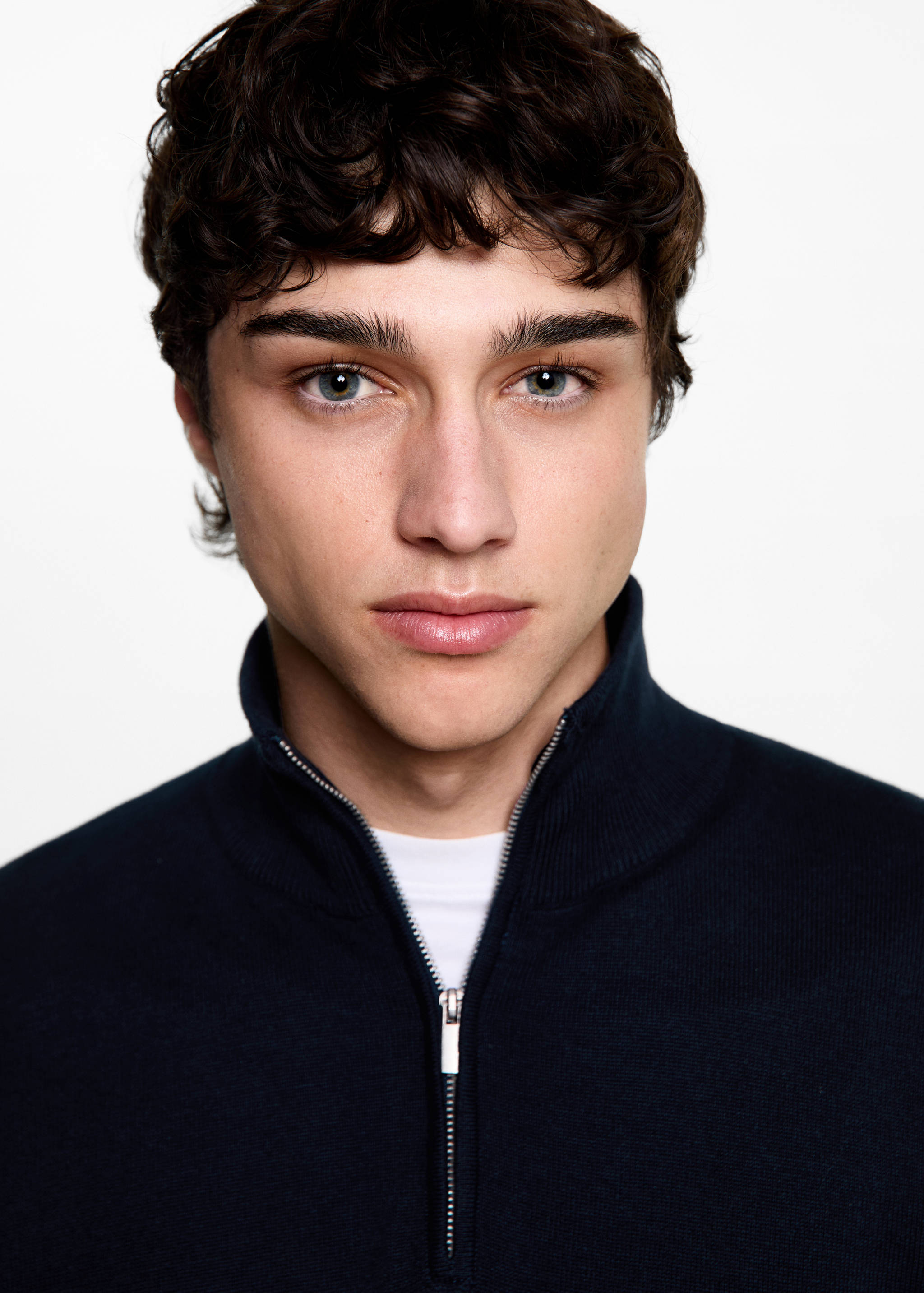 Funnel neck sweater - Details of the article 1