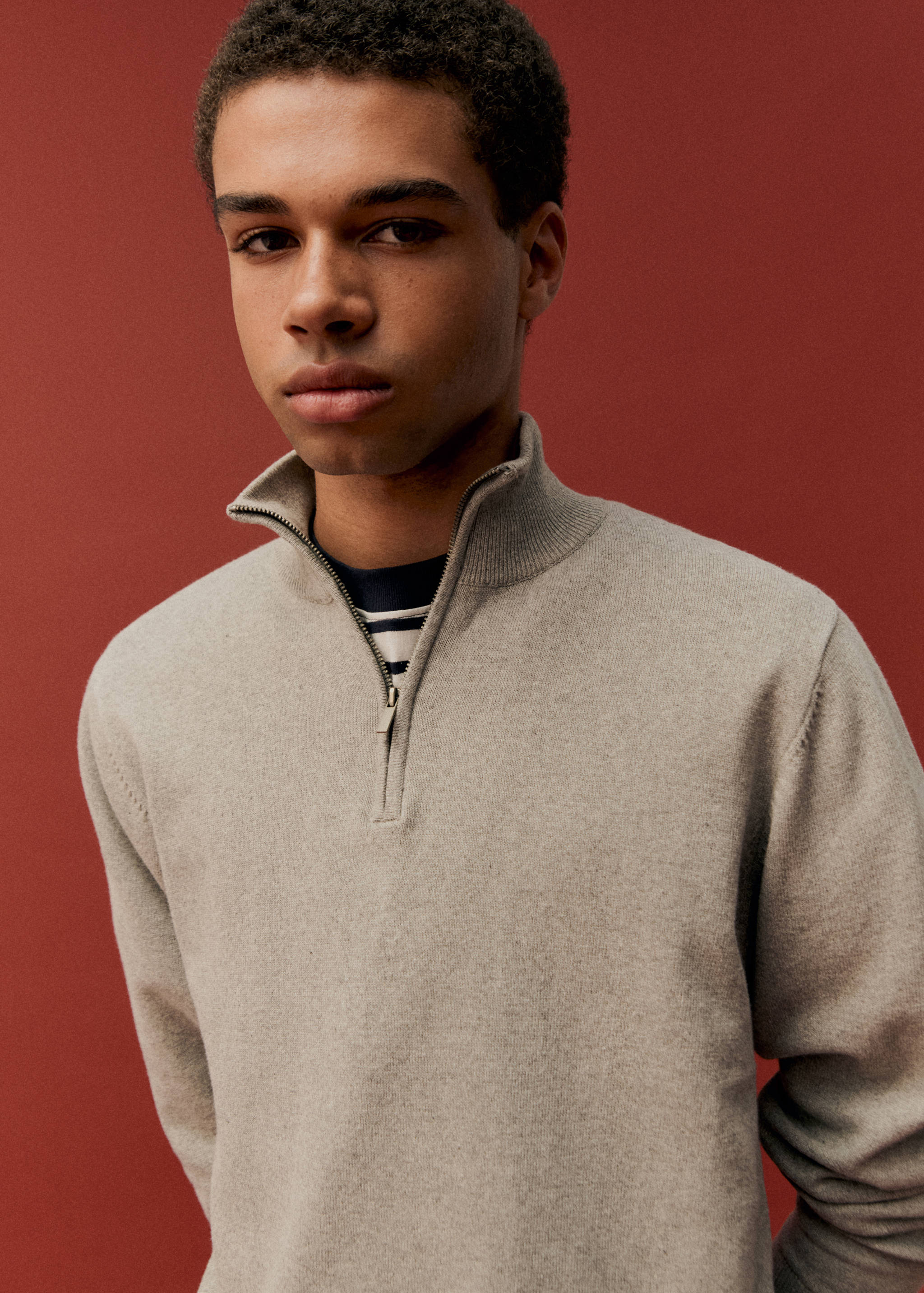 Funnel neck sweater - General plane