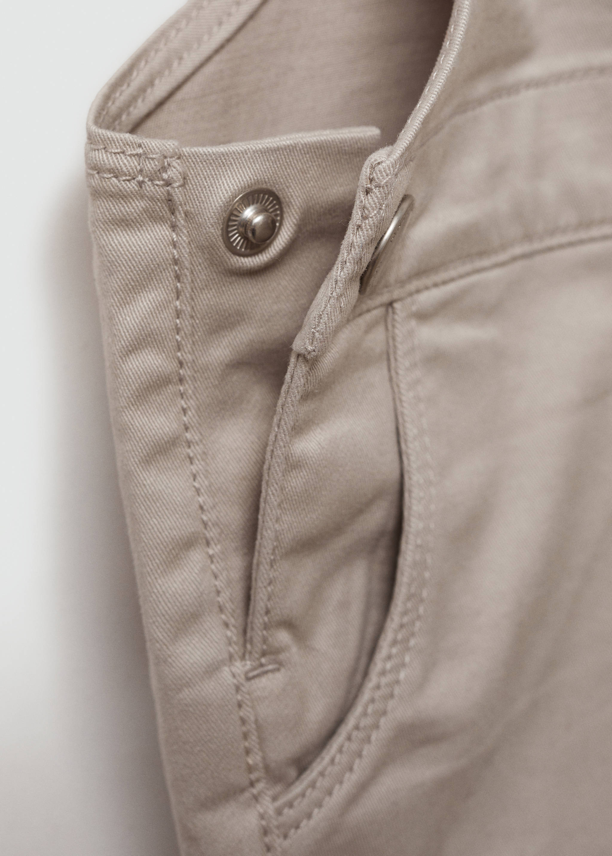 Pockets long dungarees - Details of the article 0