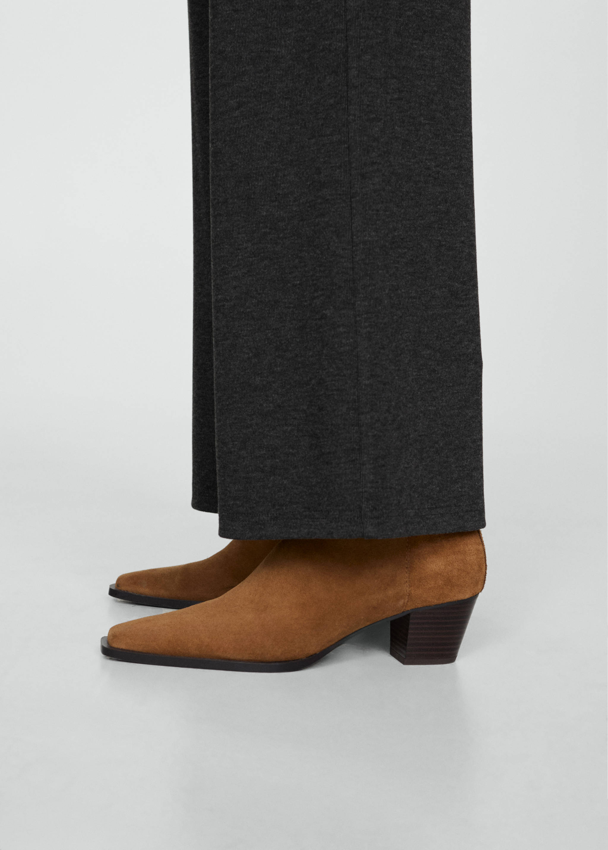 Knitted wide leg trousers - Details of the article 6