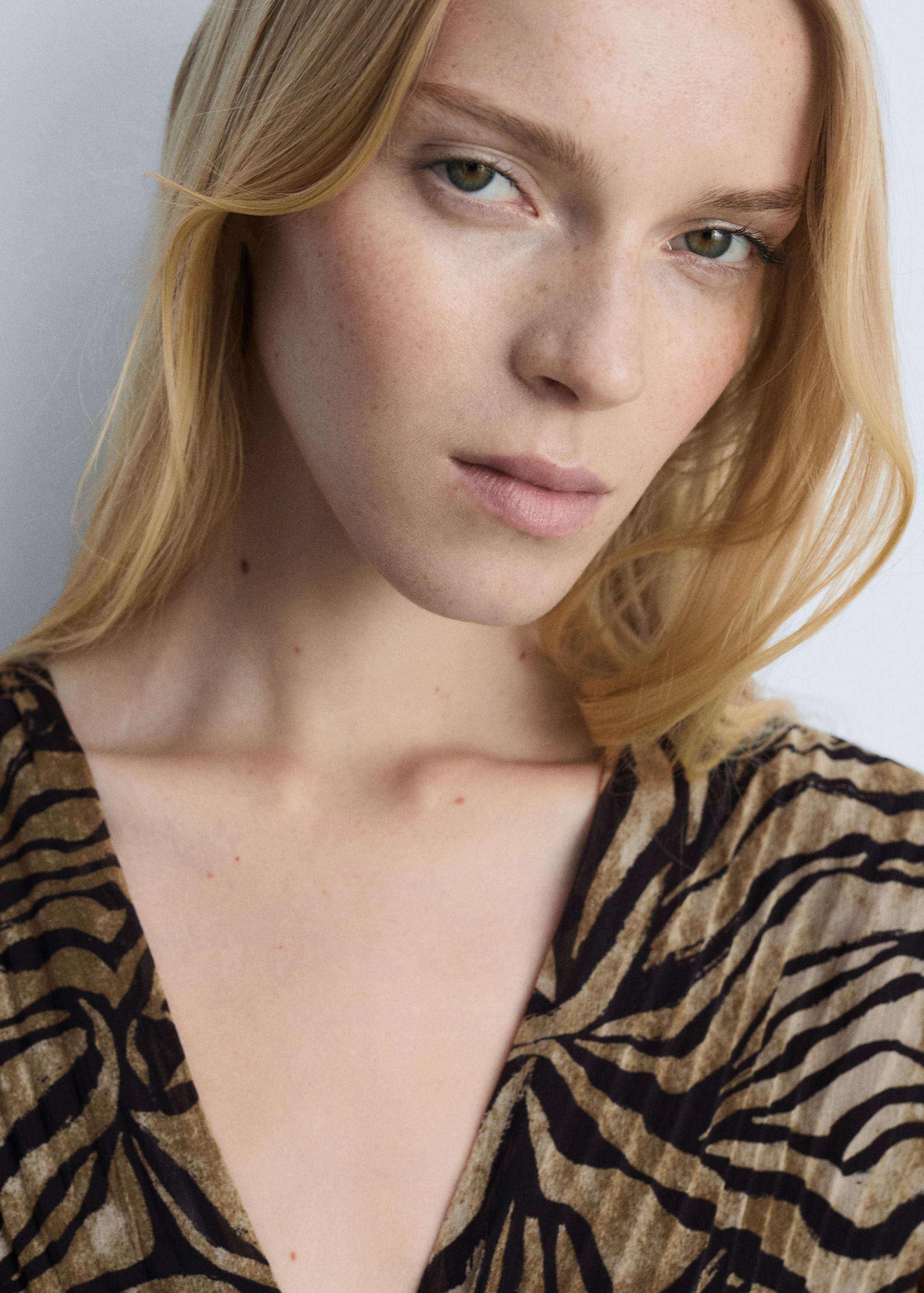 Leopar desenli bağ detaylı elbise - Ürün detayı 1