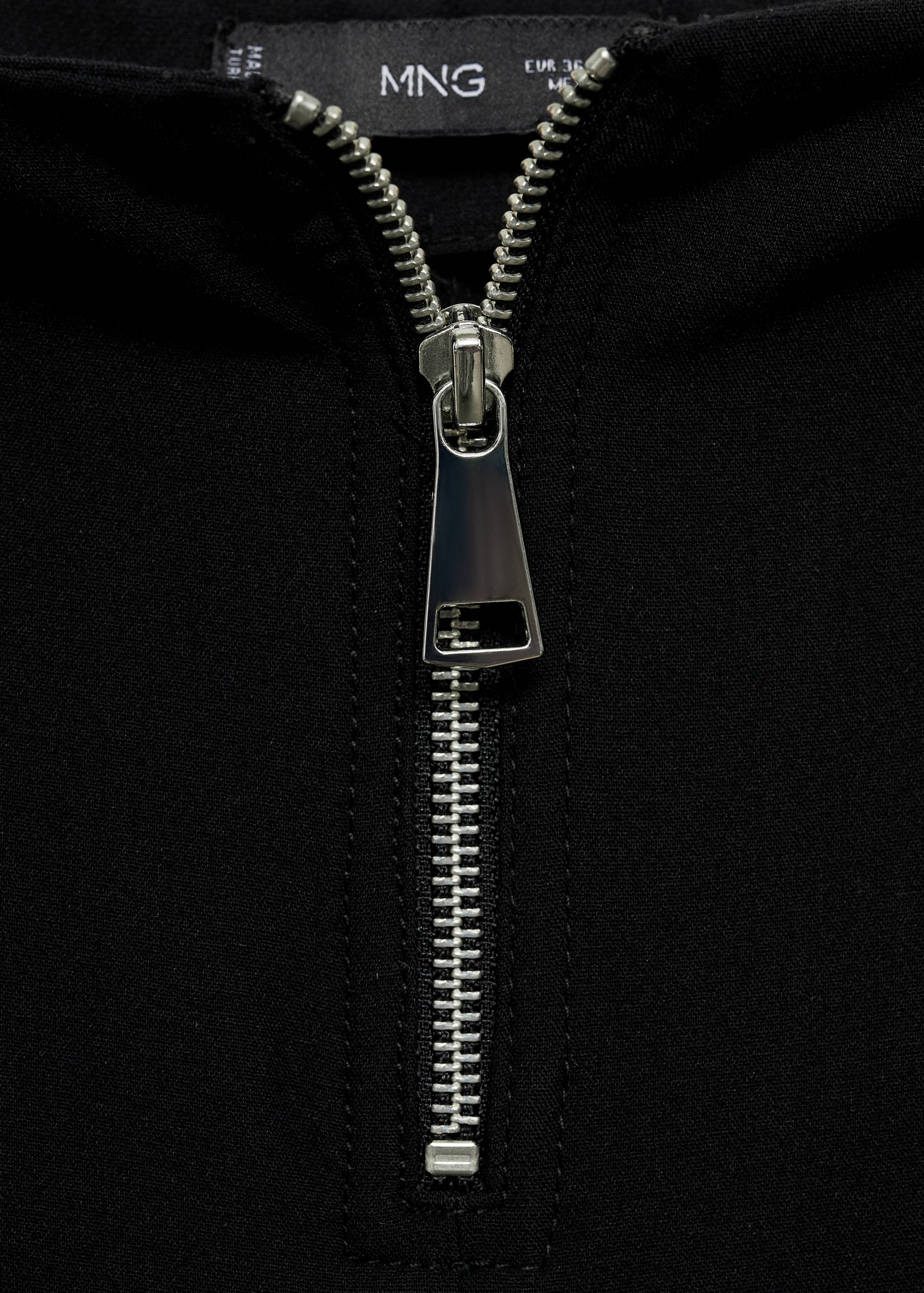 Flared trousers with zip - Details of the article 8