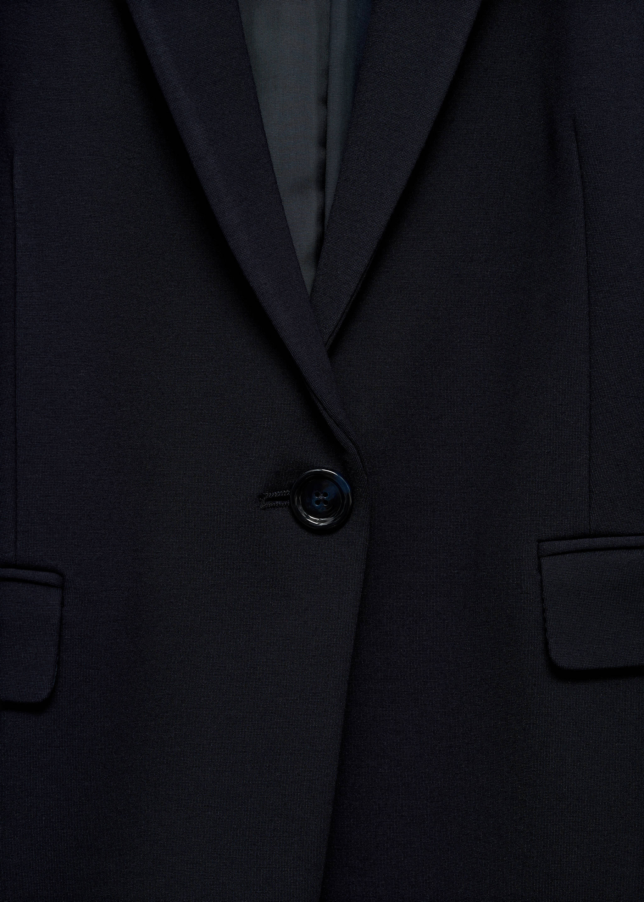 Suit blazer with flap pockets - Details of the article 8