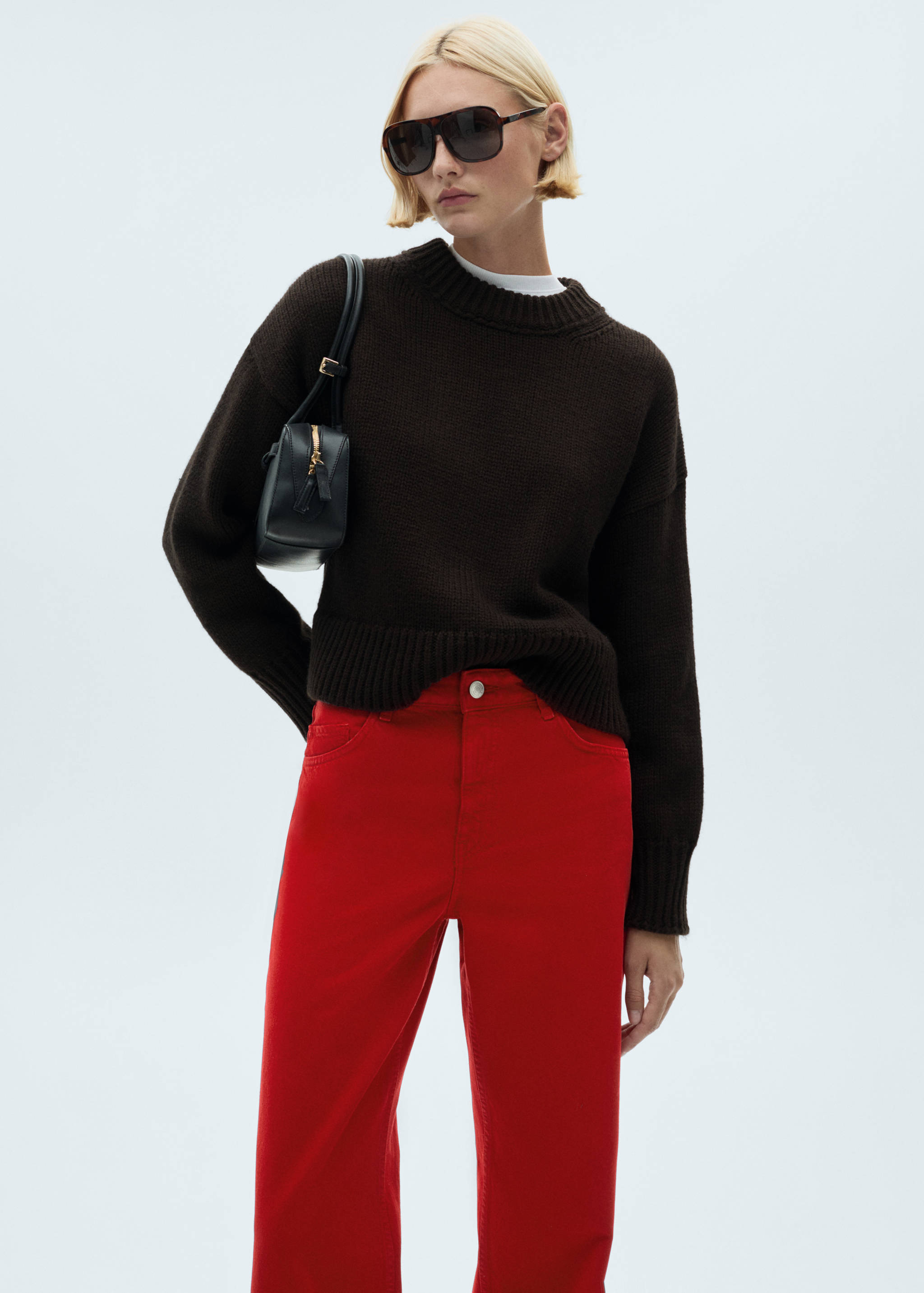 Прямые джинсы с завышенной талией - Деталь изделия 1