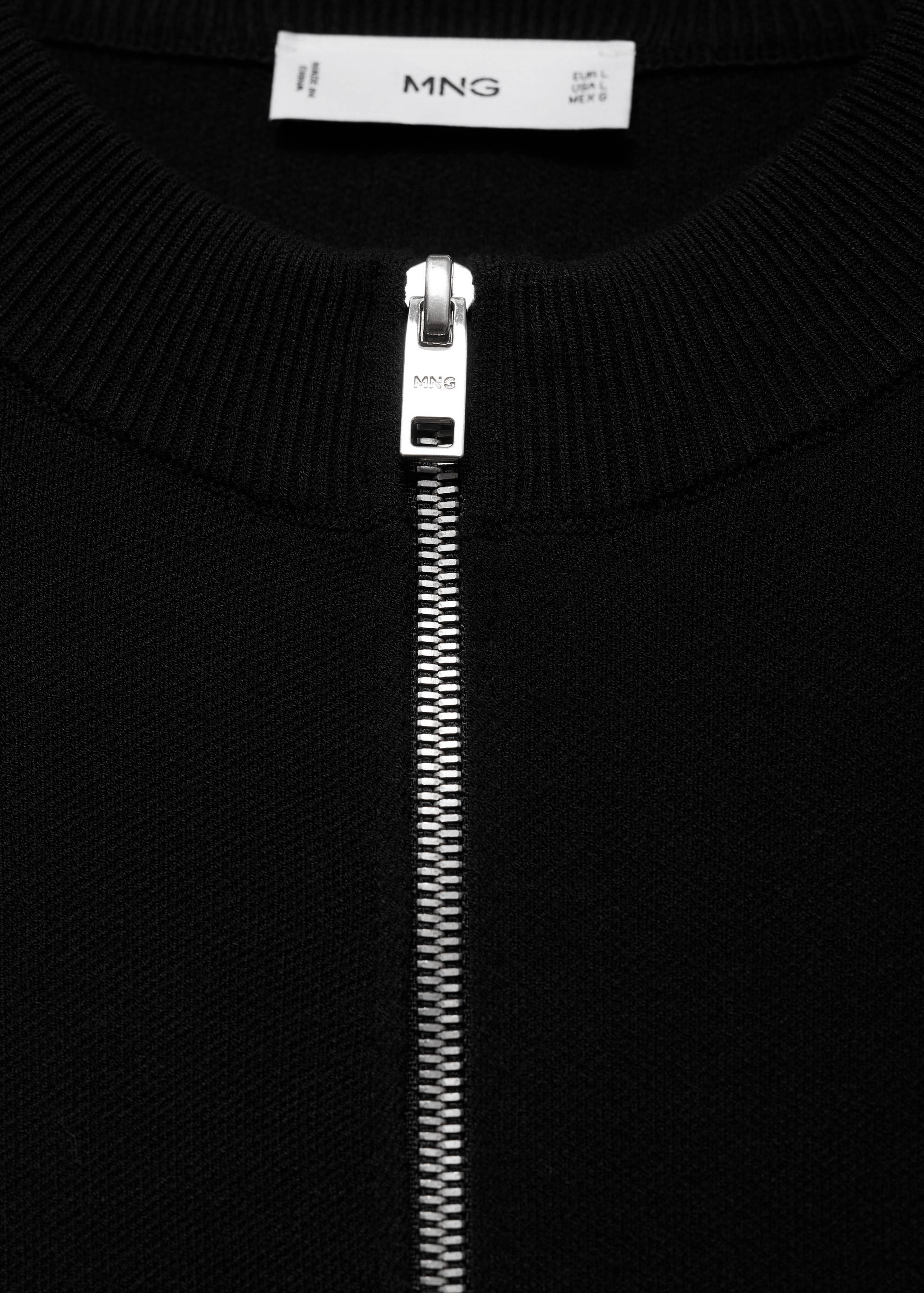 Medium-knit zip-up cardigan - Details of the article 8