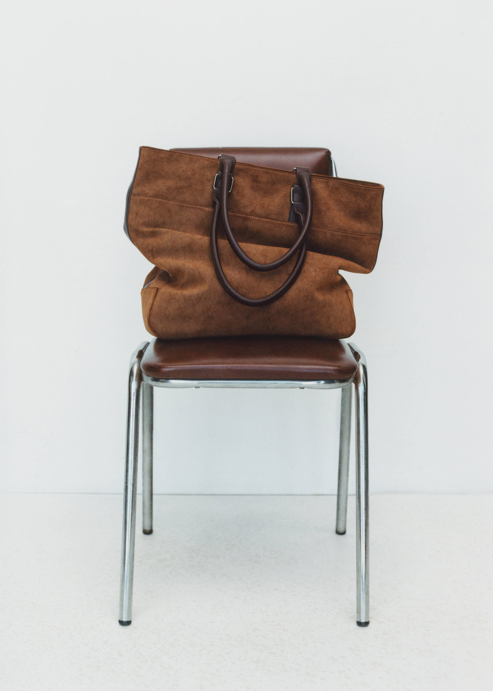 Faux-suede crossbody bag - General plane