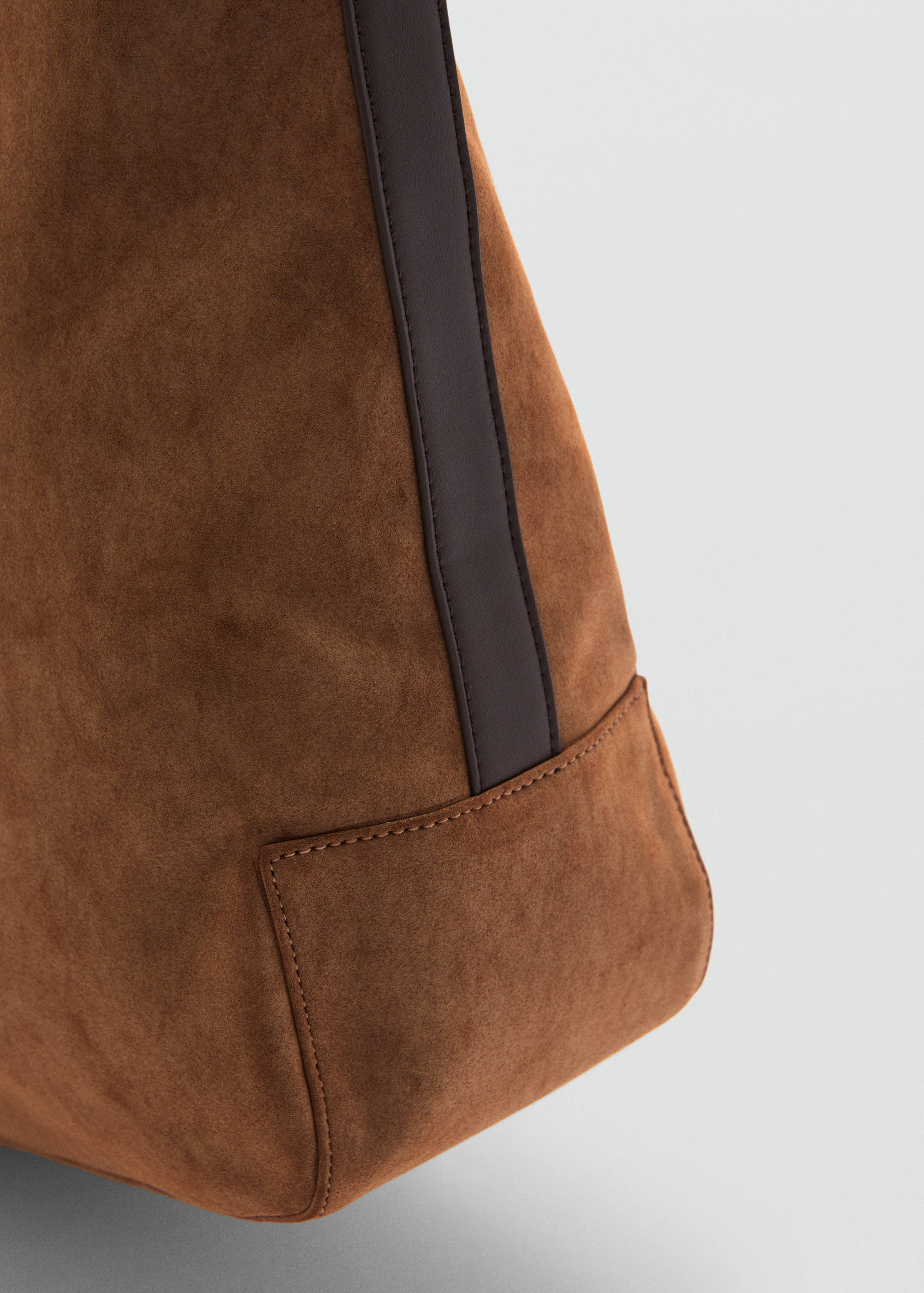 Faux-suede crossbody bag - Details of the article 3