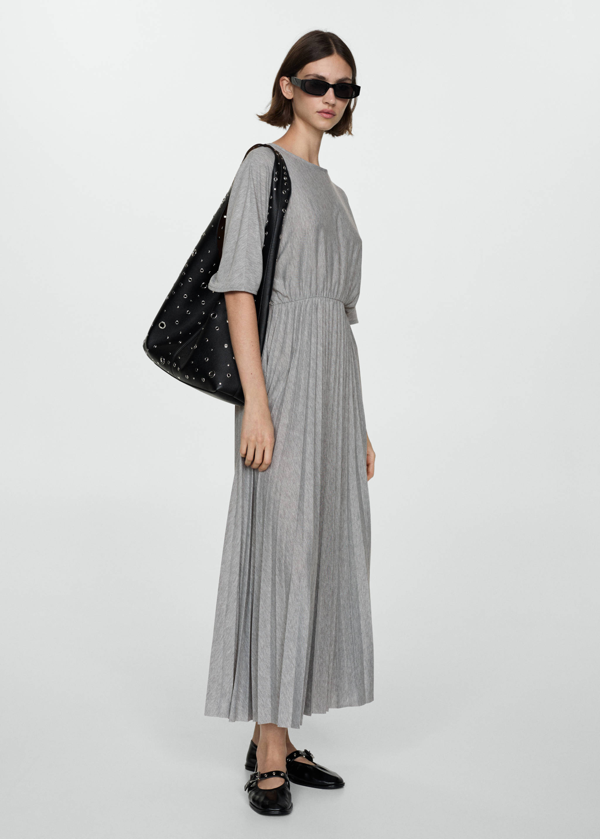 Elastic waist pleated dress - General plane