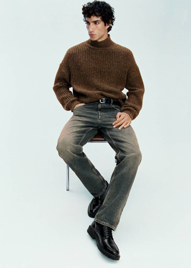 Straight-fit jeans with frayed effect — Mint Green