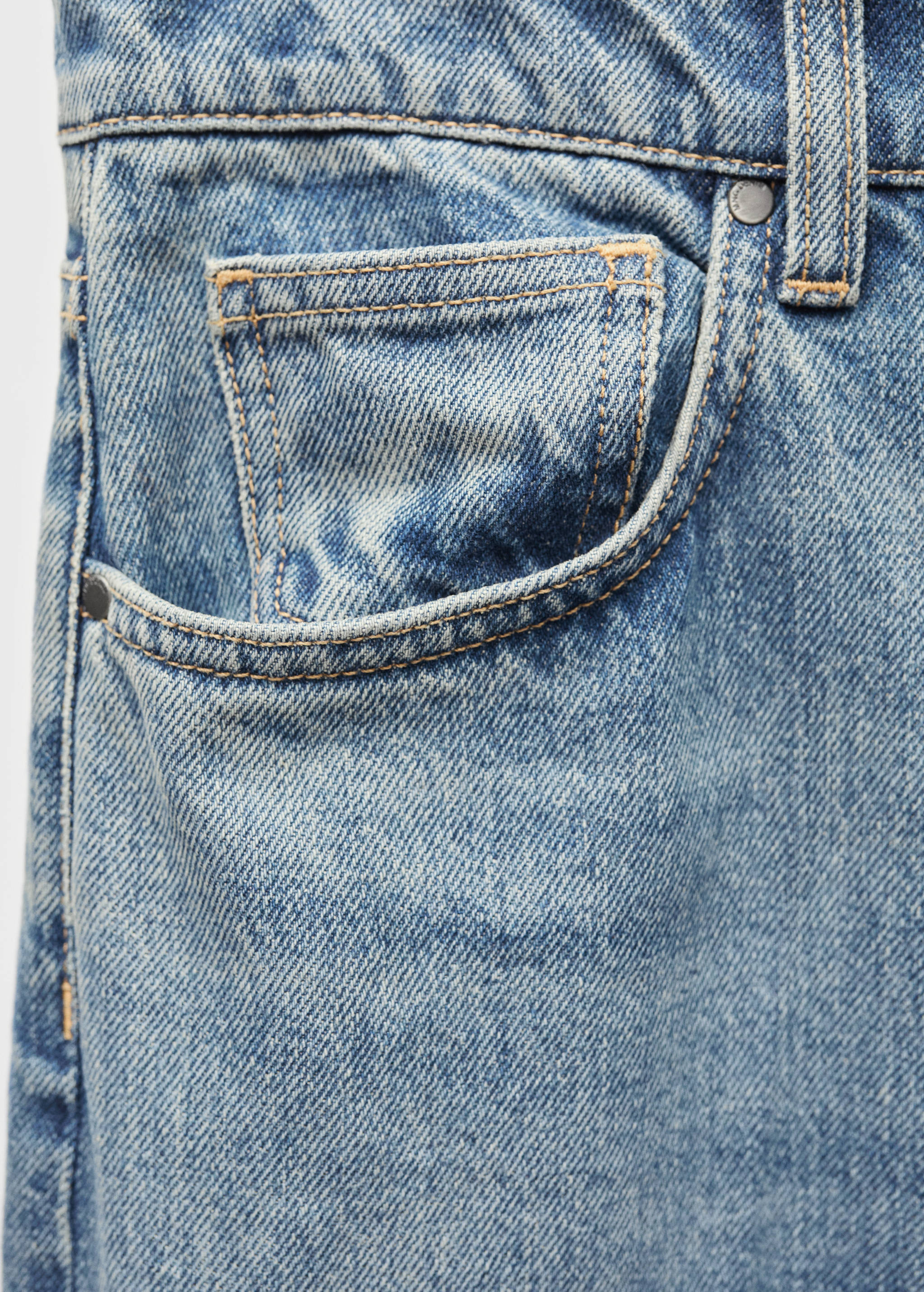 Low-rise wideleg jeans - Details of the article 8