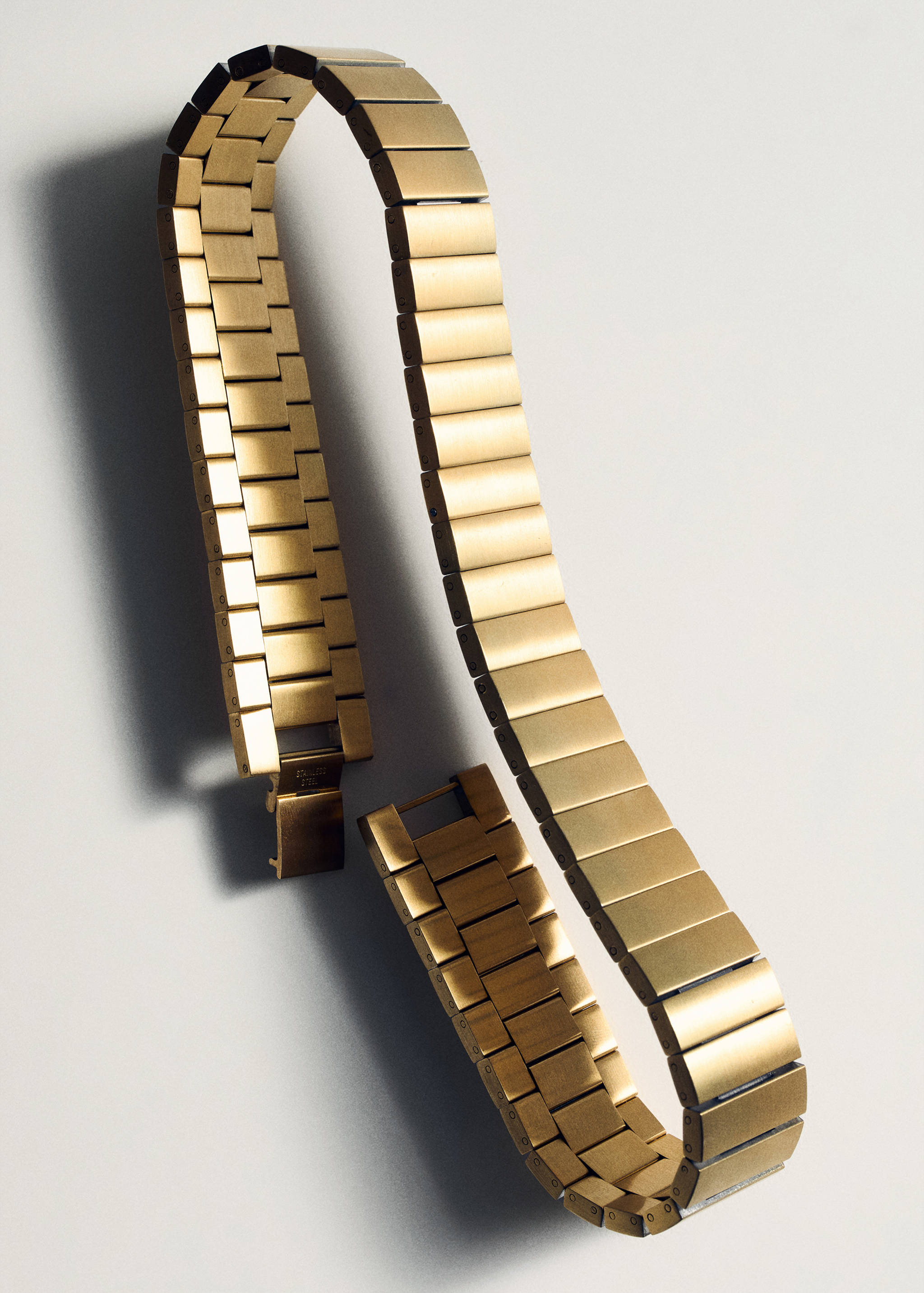 Choker with link strap - Details of the article 5