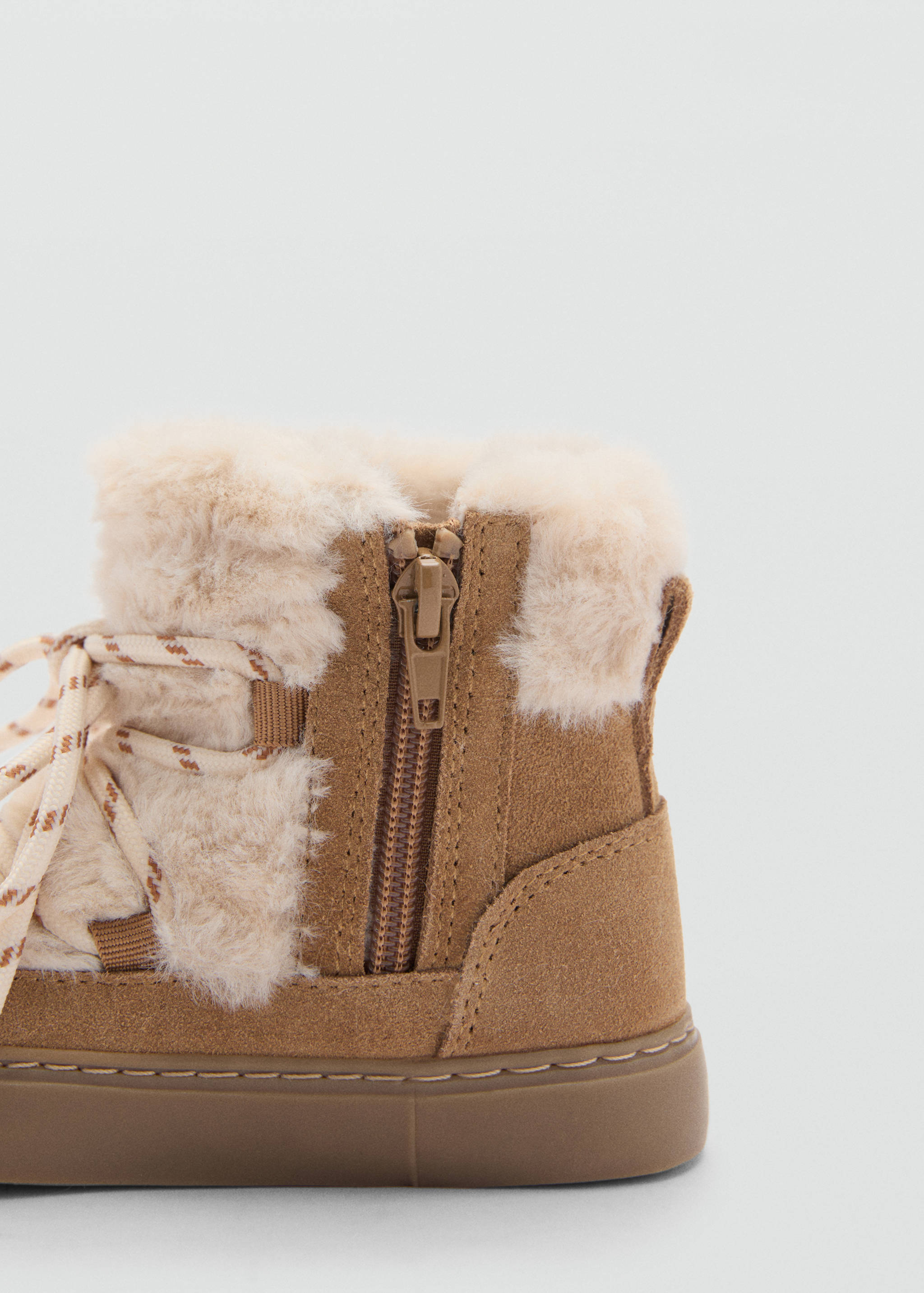 Bottines en cuir et imitation fourrure - Détail de l'article 1