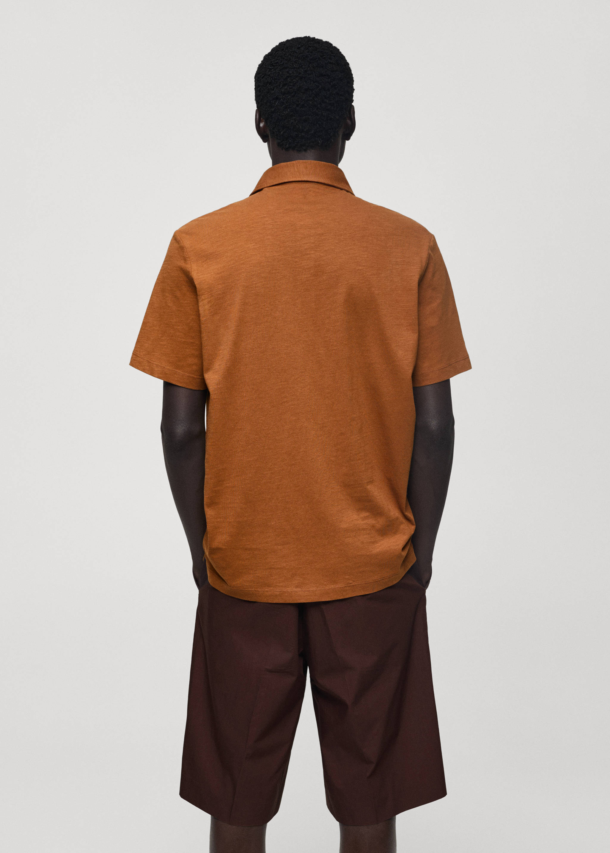 100% cotton regular-fit polo shirt - Reverse of the article