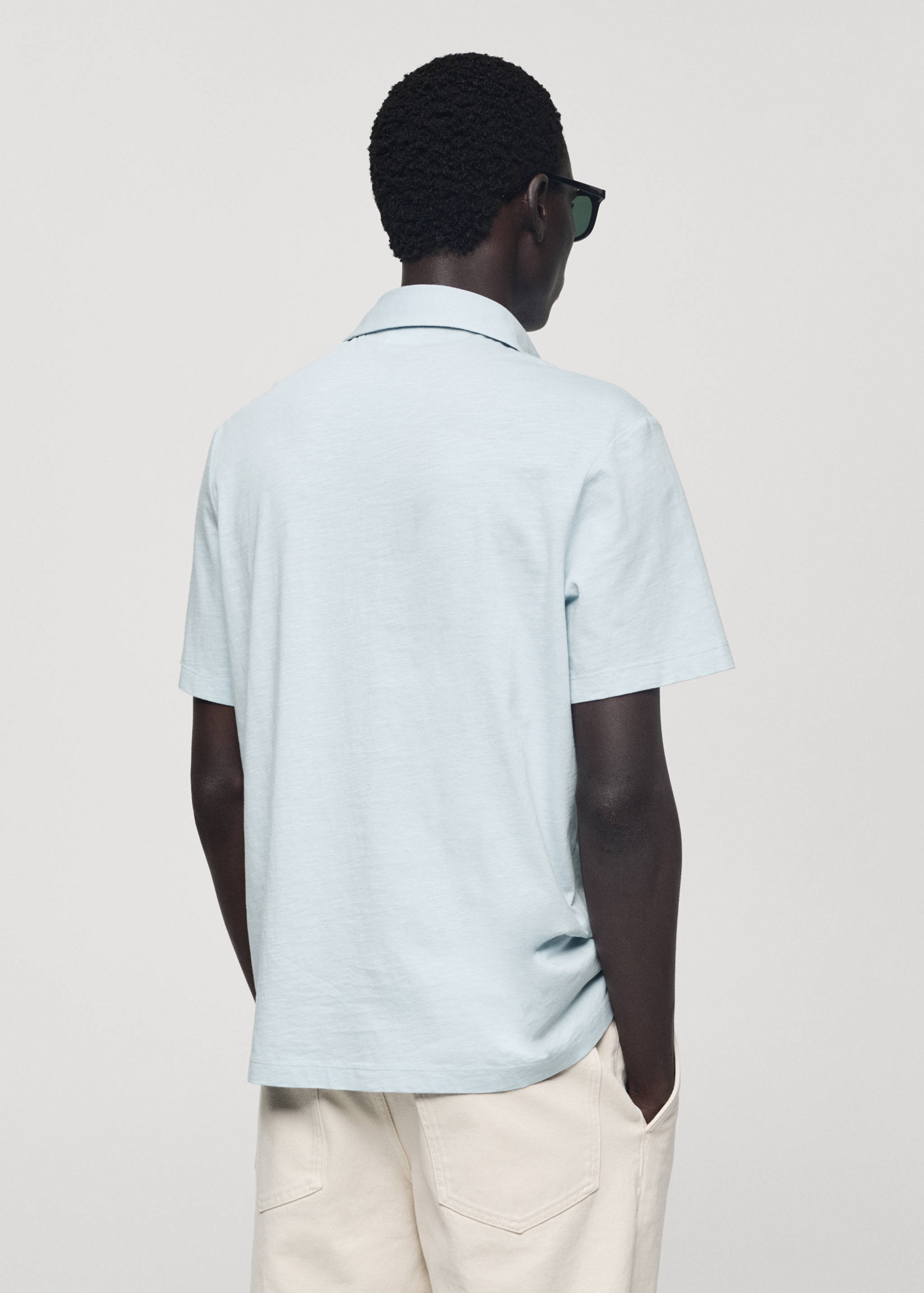 100% cotton regular-fit polo shirt - Reverse of the article