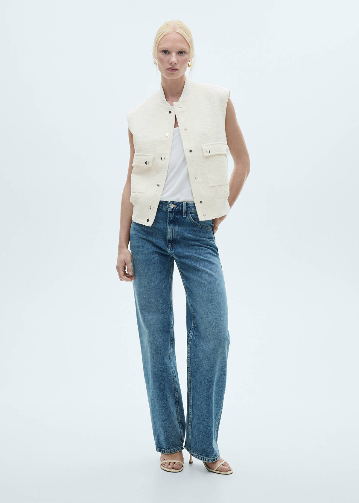 Textured waistcoat with pockets — Off White