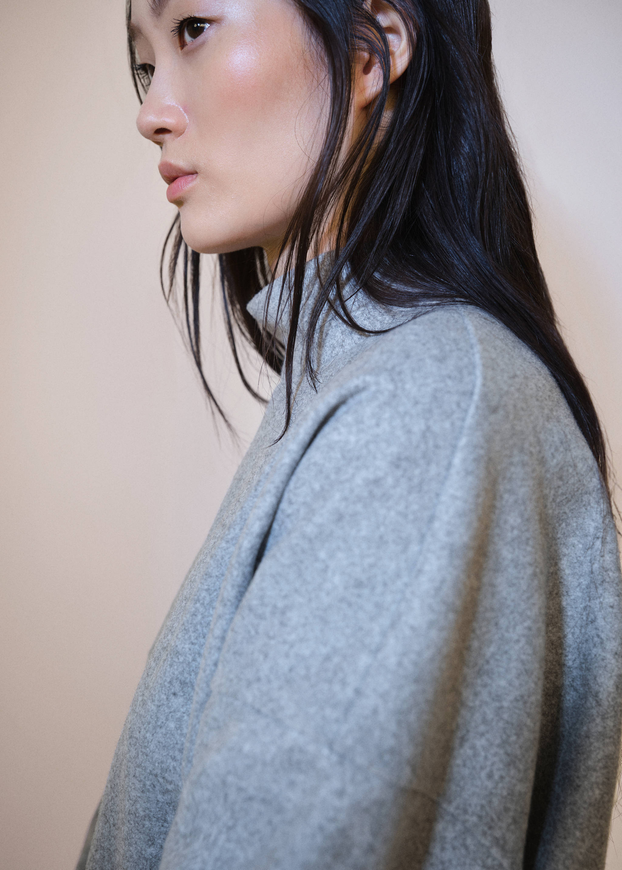 سترة شتوية ناعمة بياقة عالية - تفاصيل المنتج 1