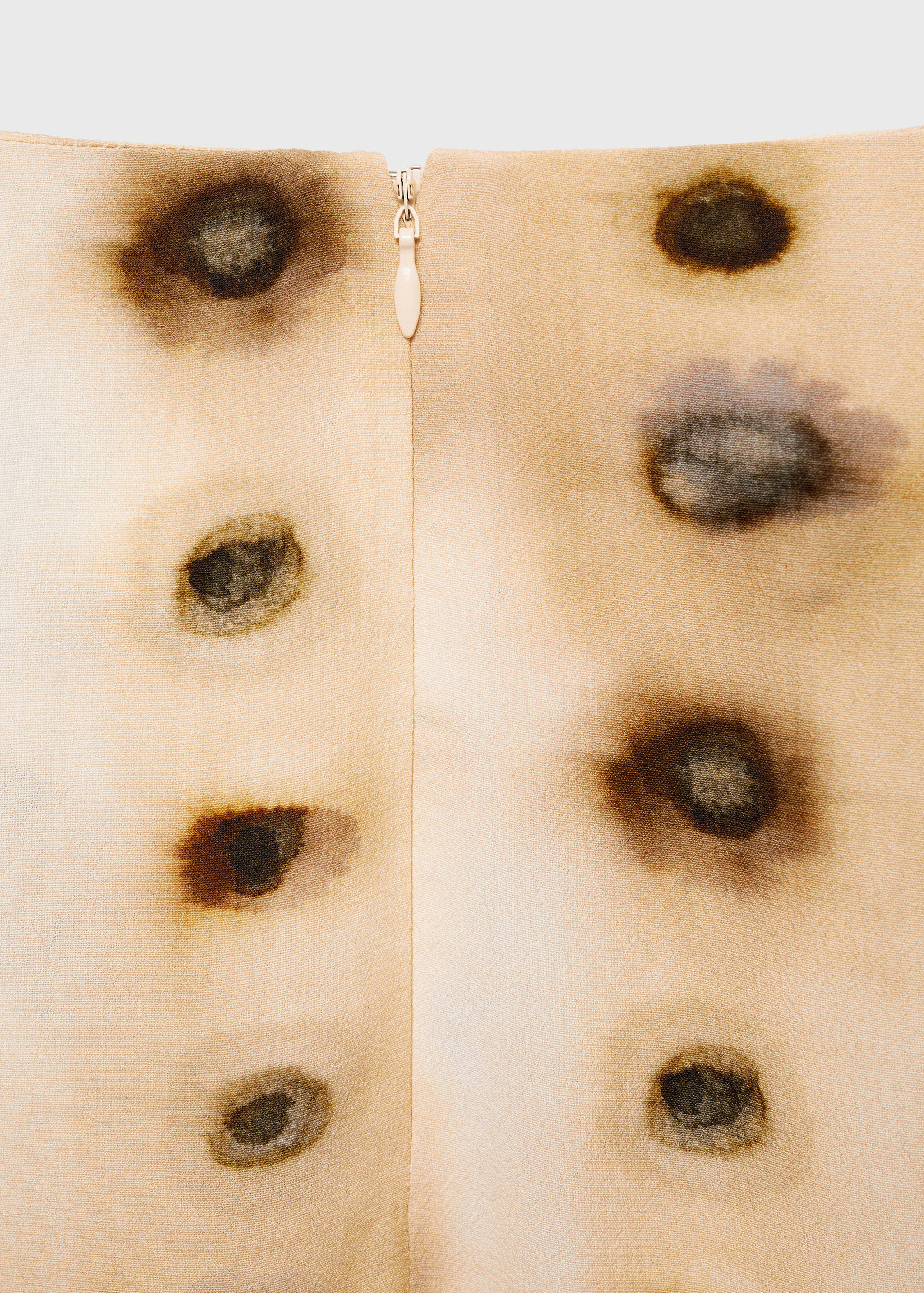 Polka-dot skirt with knot detail - Details of the article 0