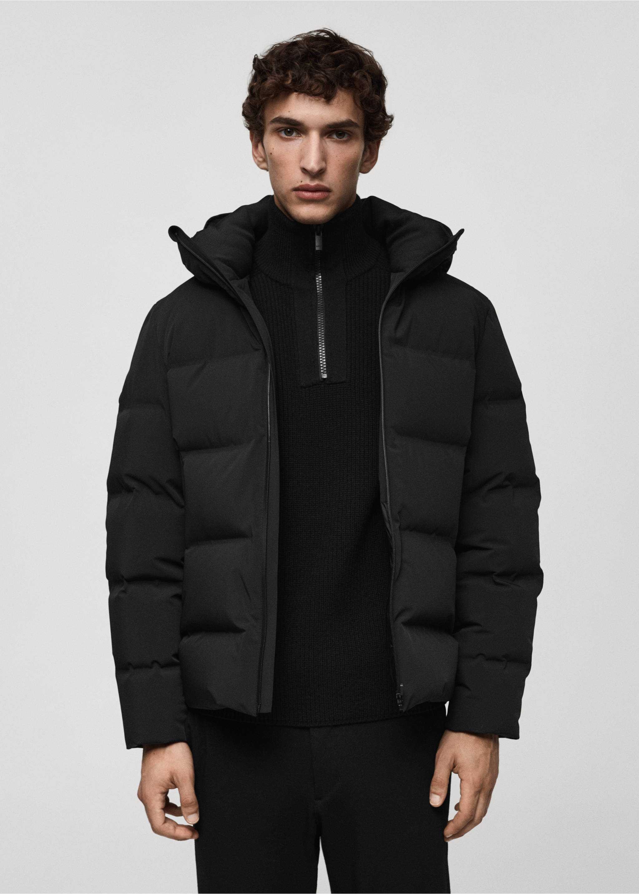 Waterproof anorak with down and feather filling - Medium plane, Black. Ref: 77087911-00.