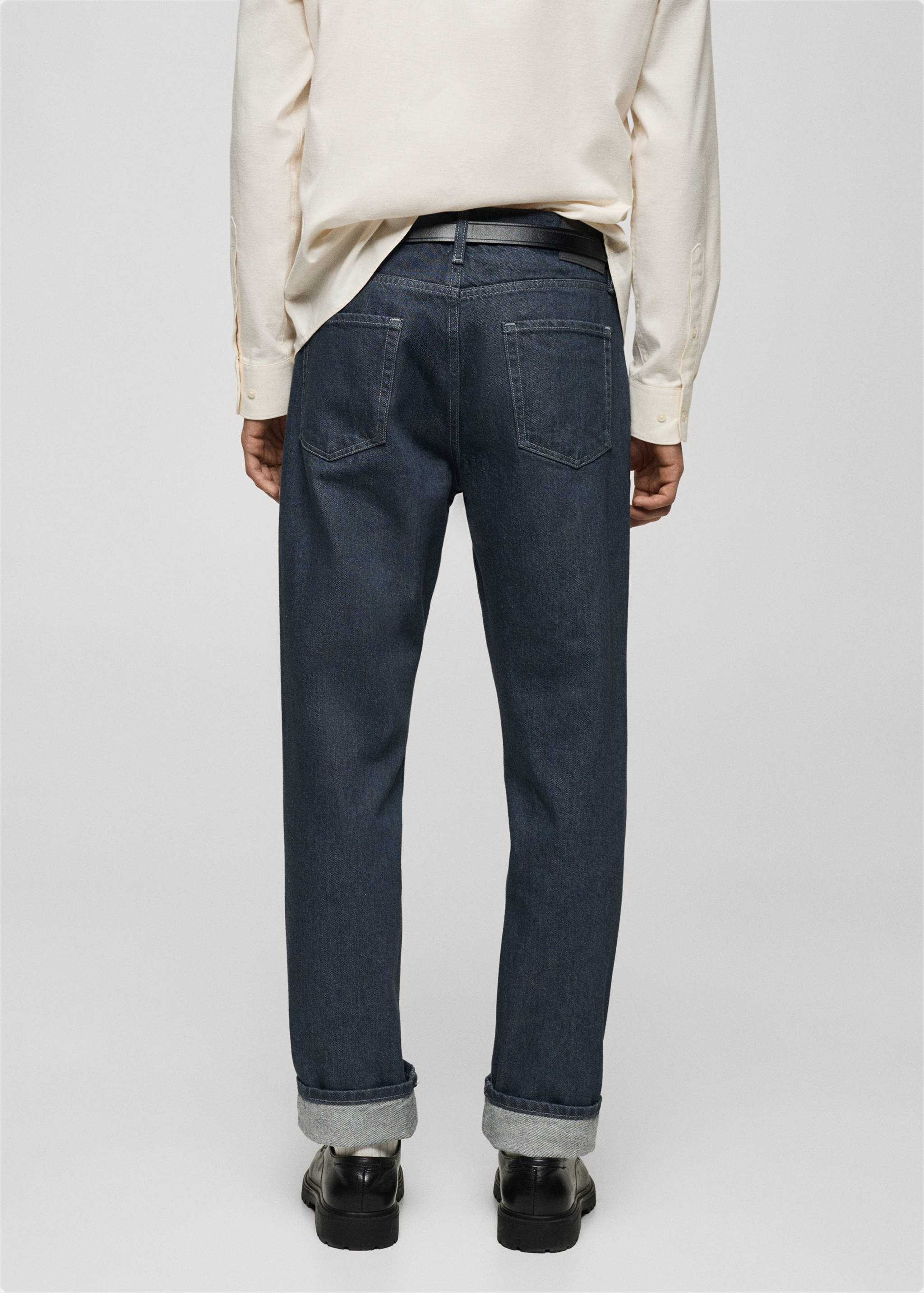 深色常规版型牛仔裤 - null