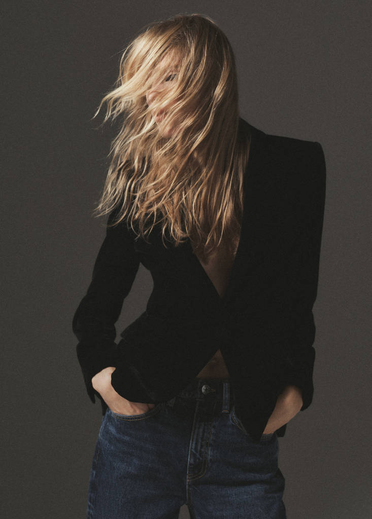 Structured velvet blazer — Black