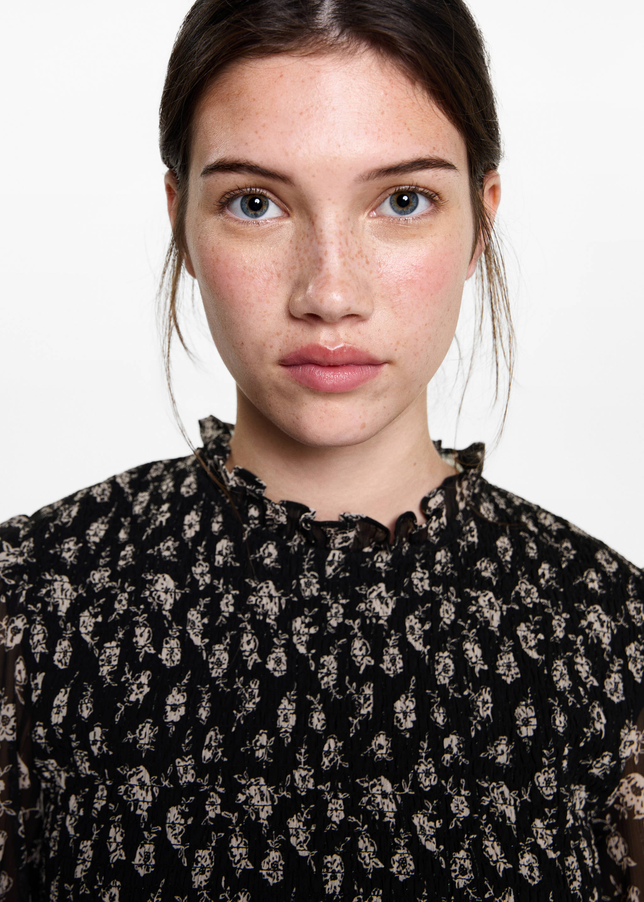 Blouse froncée fleurie - Détail de l'article 1