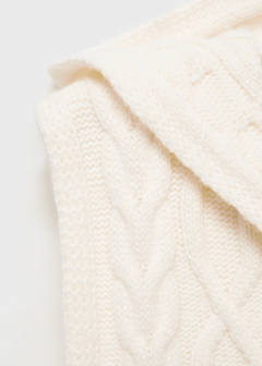 Cable-knit gilet with hood — Ecru 6