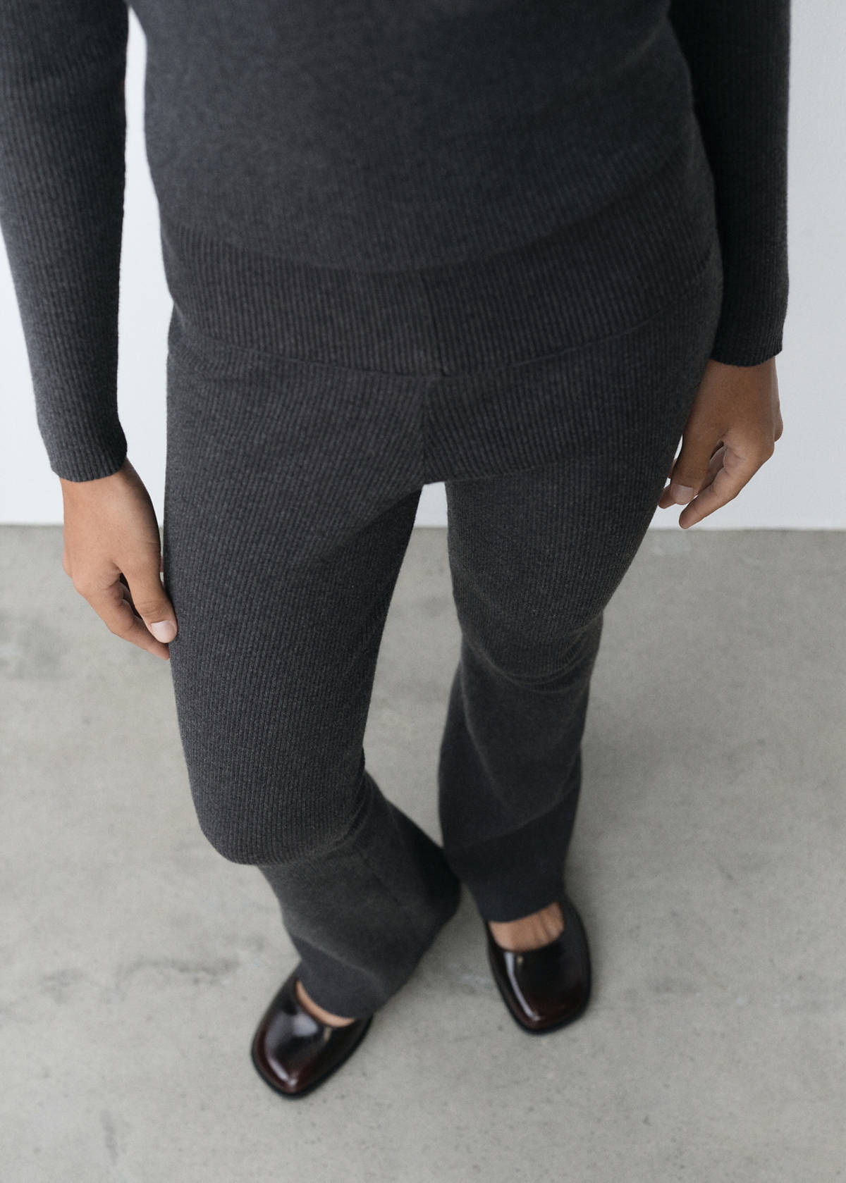 Trousers with knitted waistband — Grey