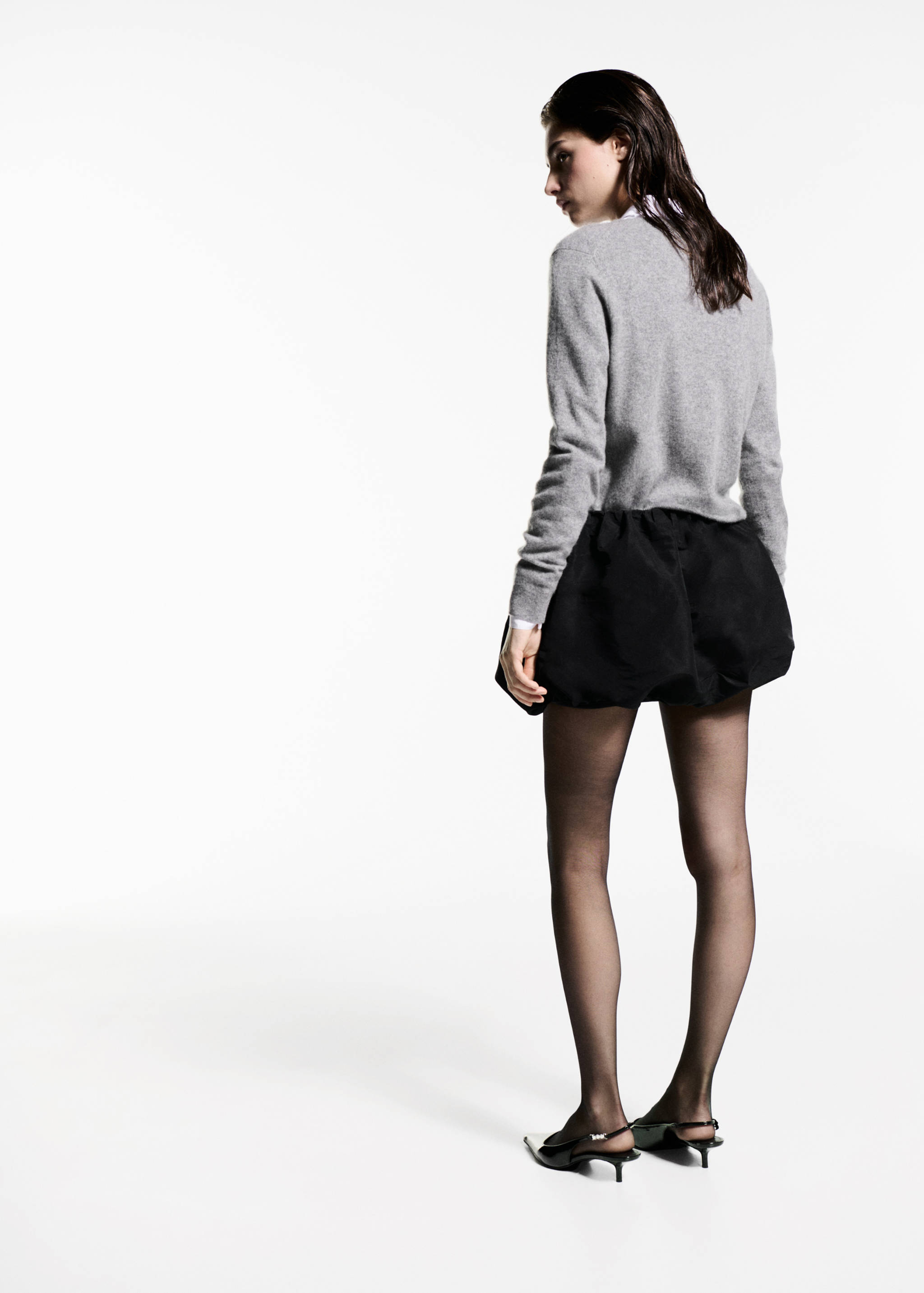 Мини-юбка баллон с низкой талией - Обратная сторона изделия