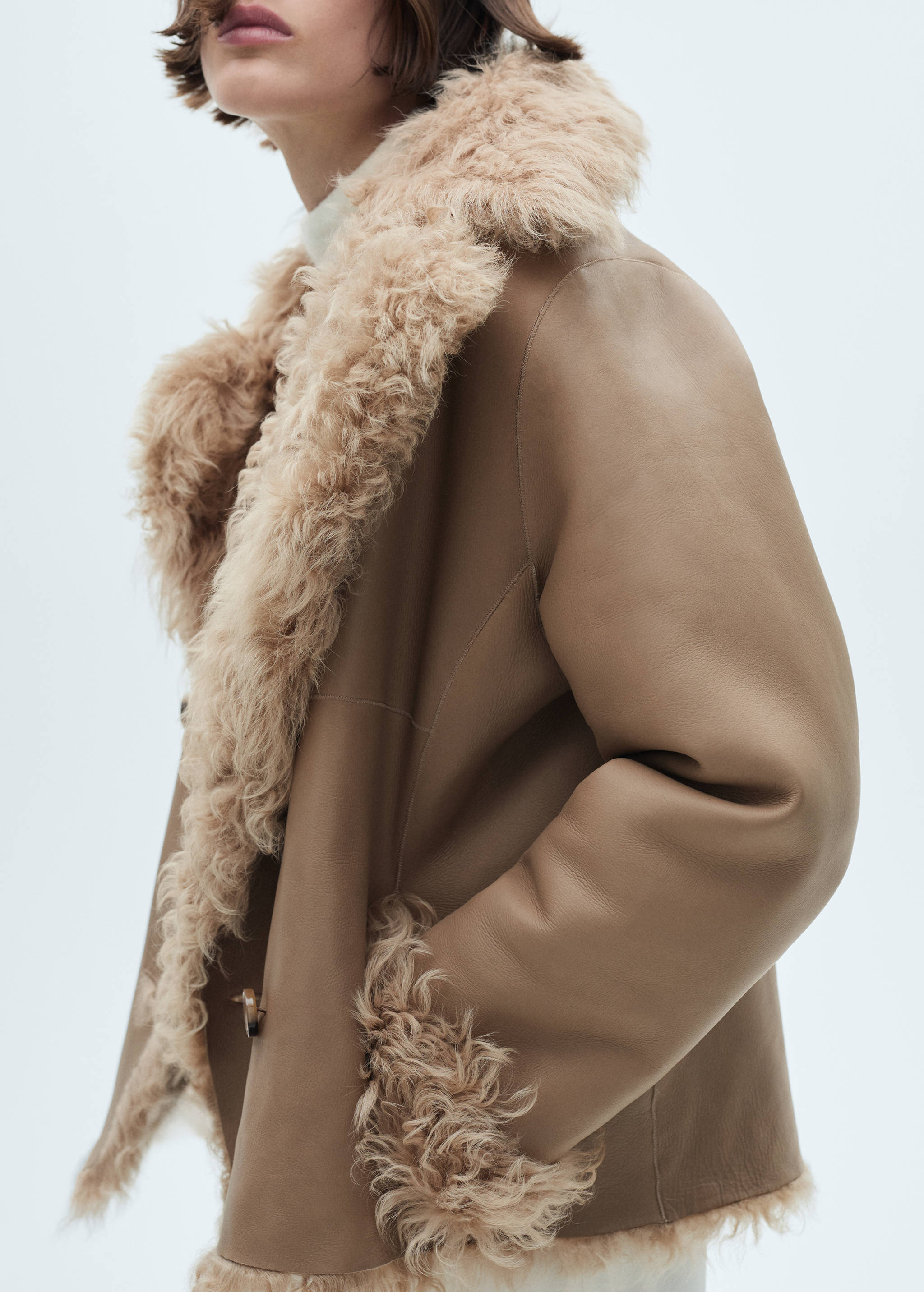 Reversible fur coat - Details of the article 6