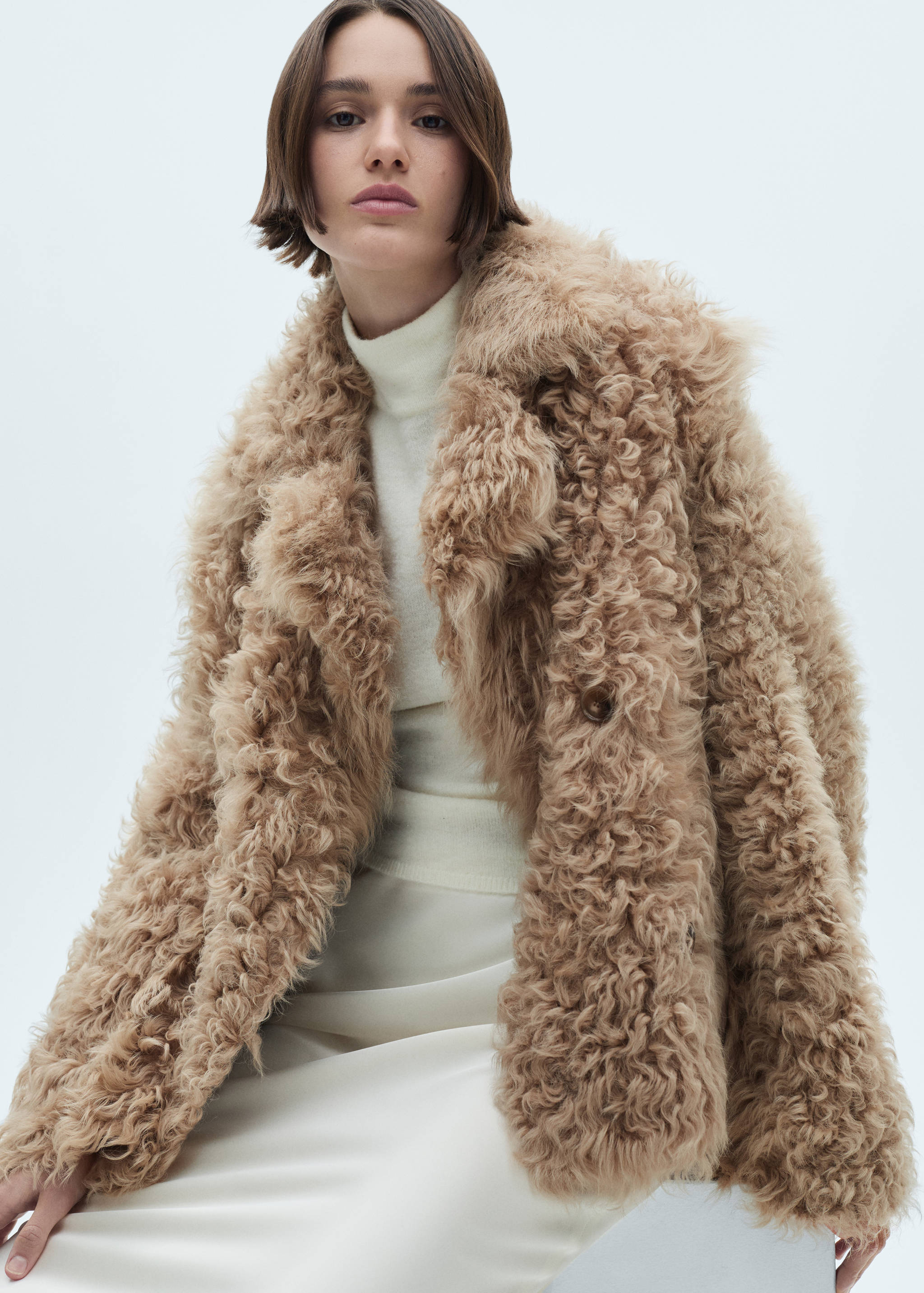 Reversible fur coat - Details of the article 2