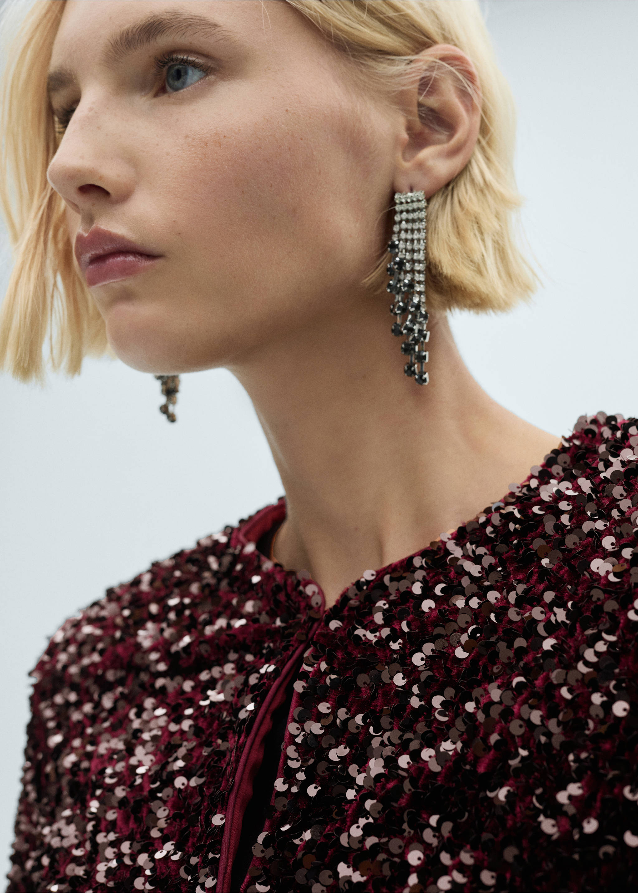 Sequin embroidered jacket - Details of the article 1, Burgundy. Ref: 77089064-01.