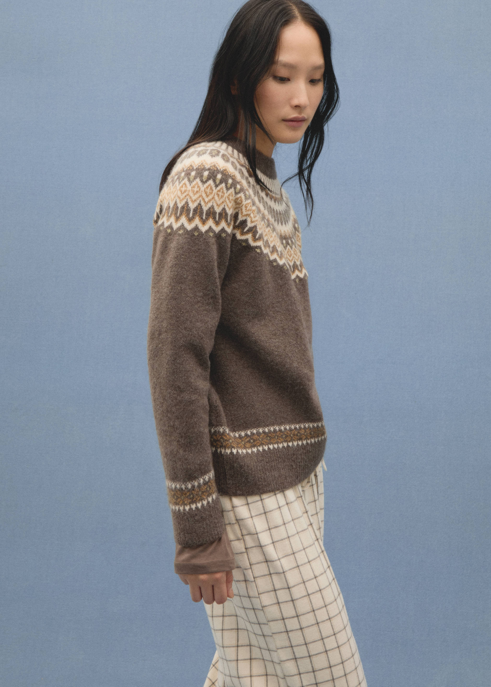 Джемпер трикотажний з круглим коміром - Детальніше про товар 5