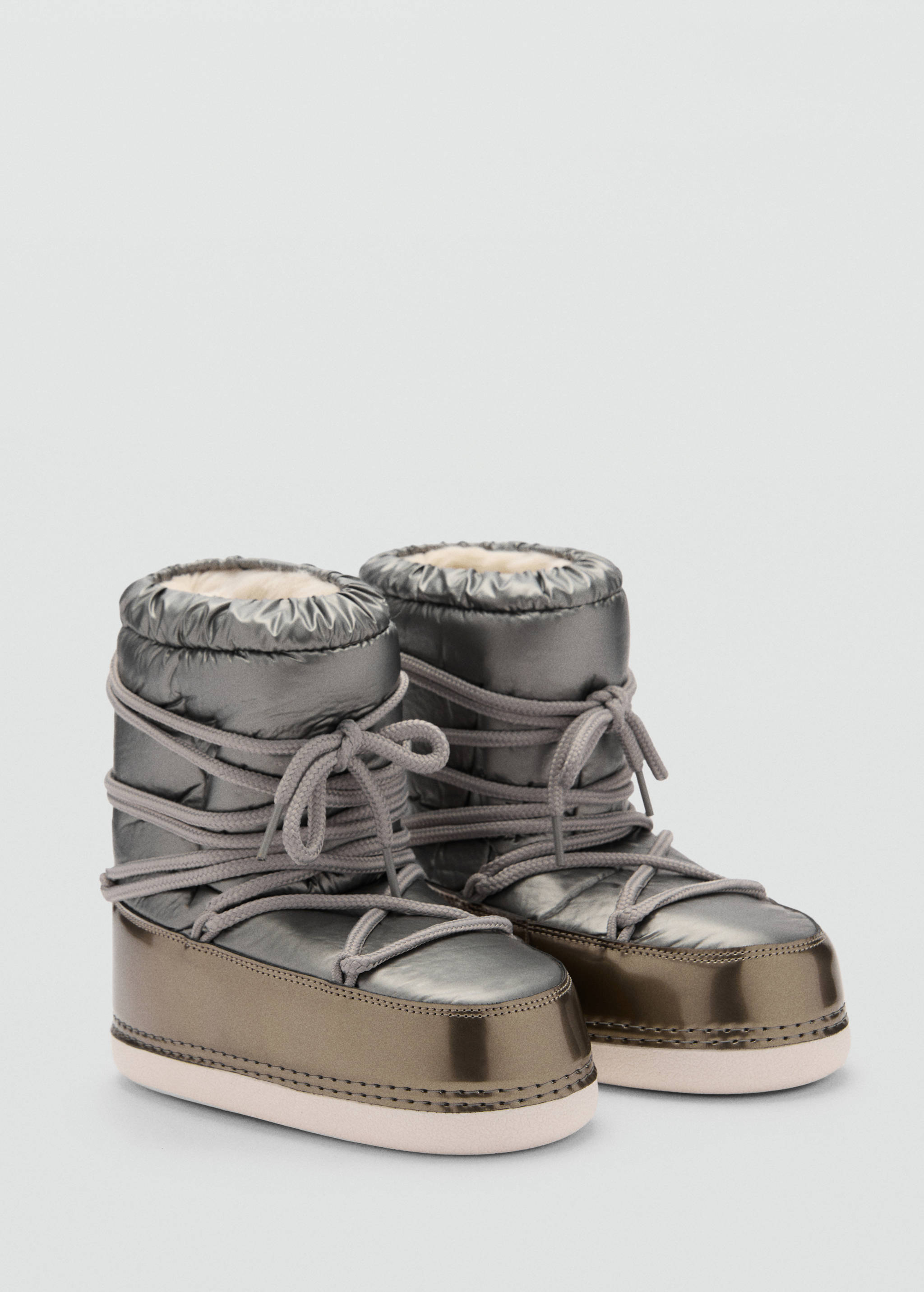 Vysoké boty do sněhu - Náhled ve středové rovině