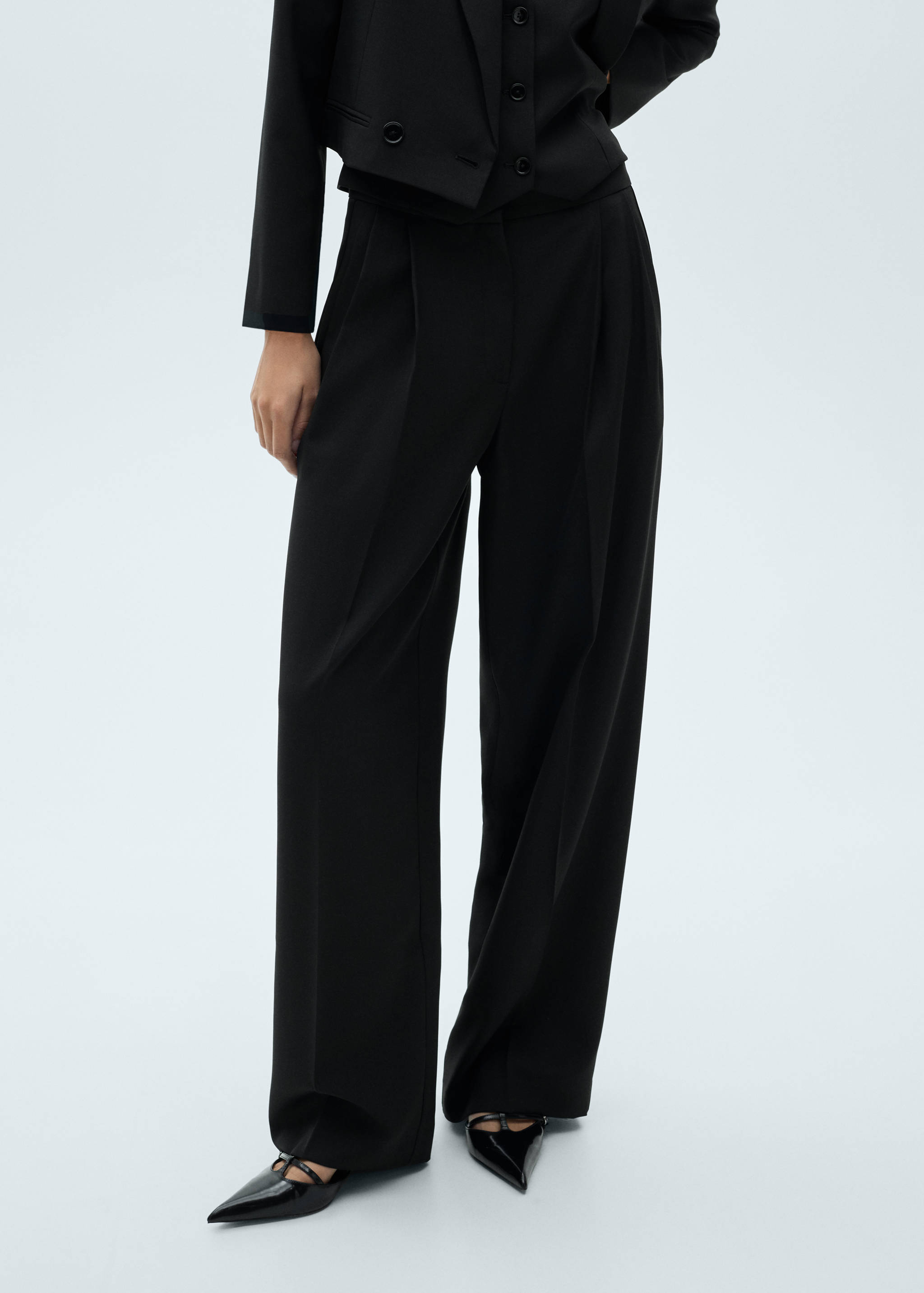 Pantalón traje recto - Plano medio