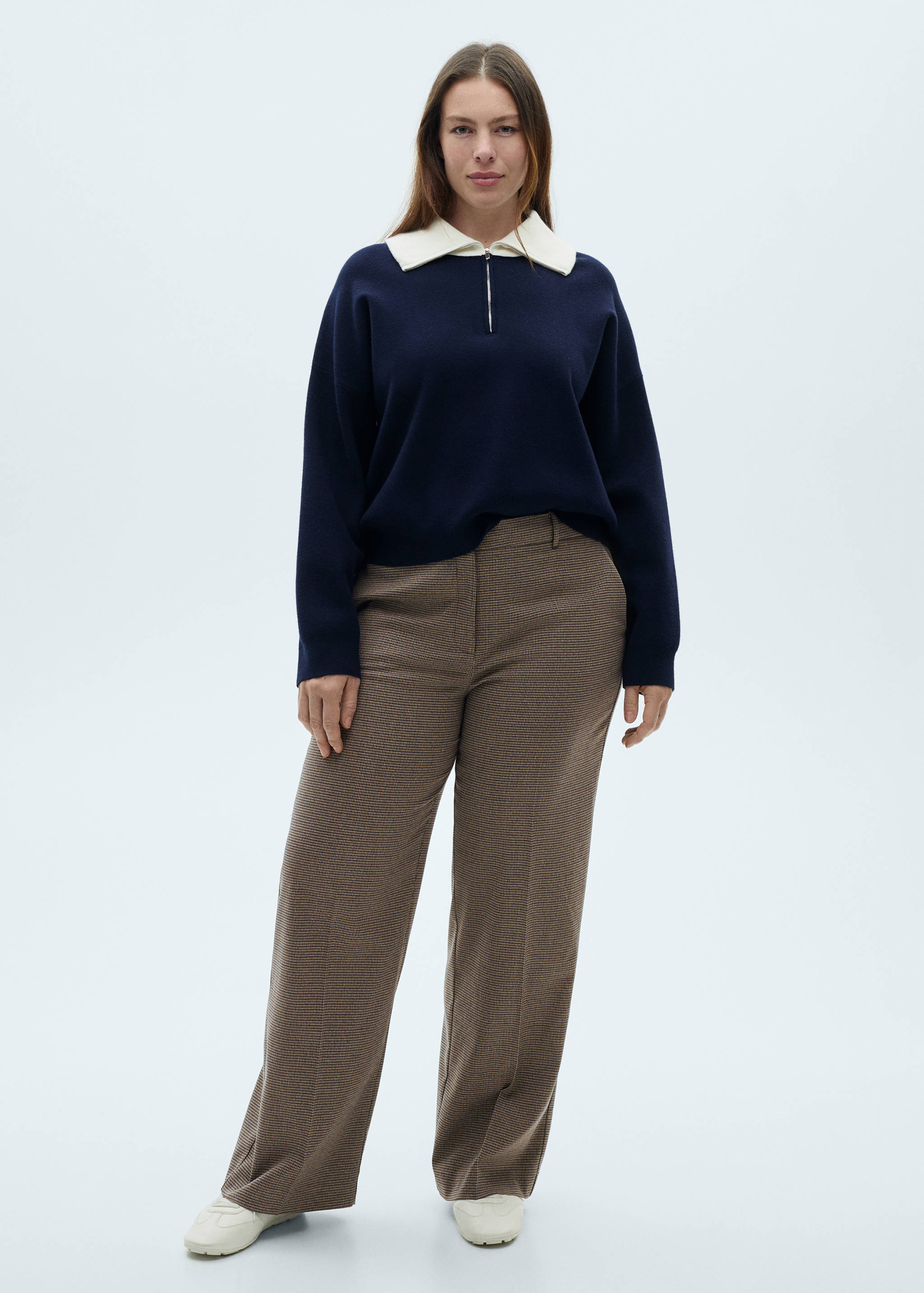 Straight mid-rise pants - Details of the article 3
